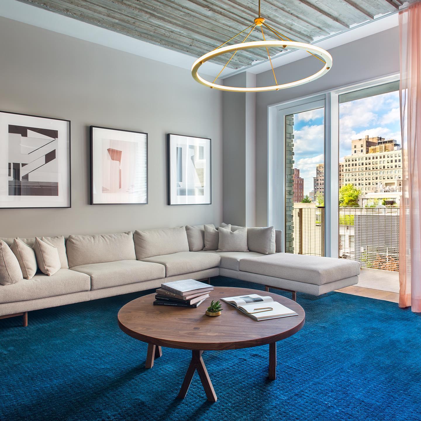 Jald Minimalist Circle Pendant Light-Neutral Decor