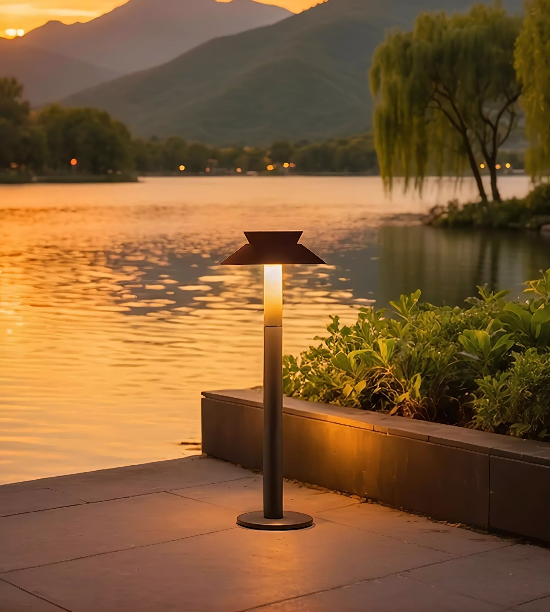 Jildo Stem Outdoor Path Light-Neutral Decor