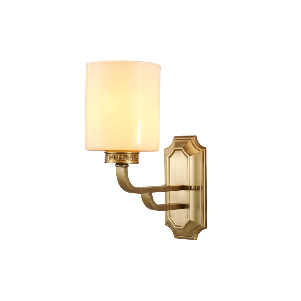 Regal Classic Brass Wall Lamp-Neutral Decor