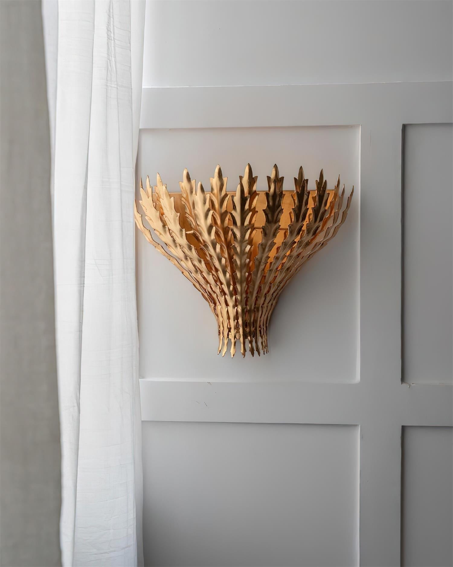 Hampton Wall Light Handmade Leaf Motif Elegant-Neutral Decor
