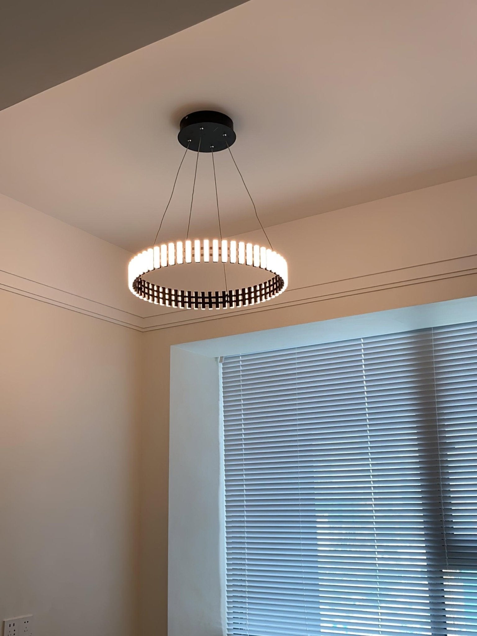 Rivo Stylis Hanging LED Chandelier-Neutral Decor