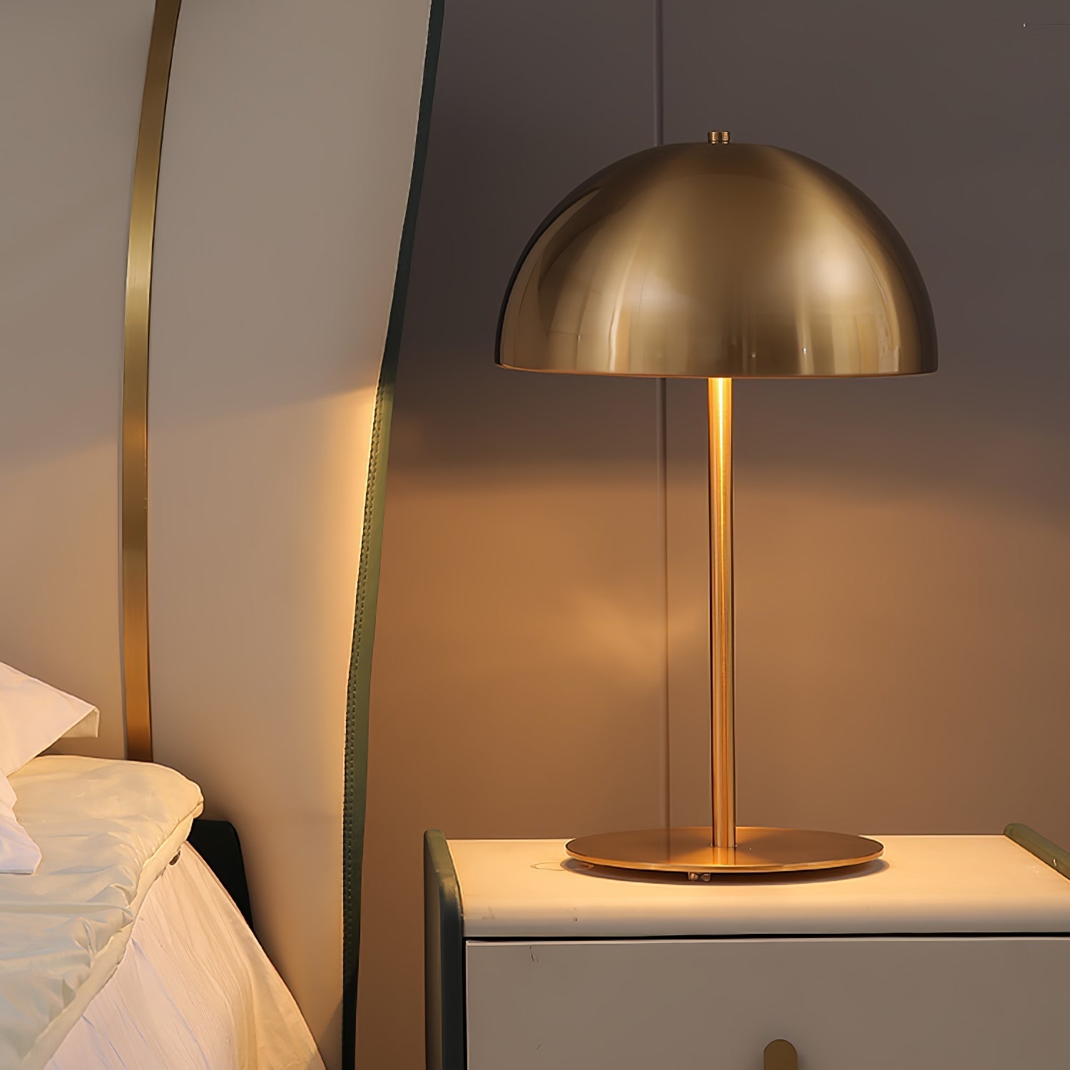 Brioth Acrylic Scandinavian Table Lamp-Neutral Decor