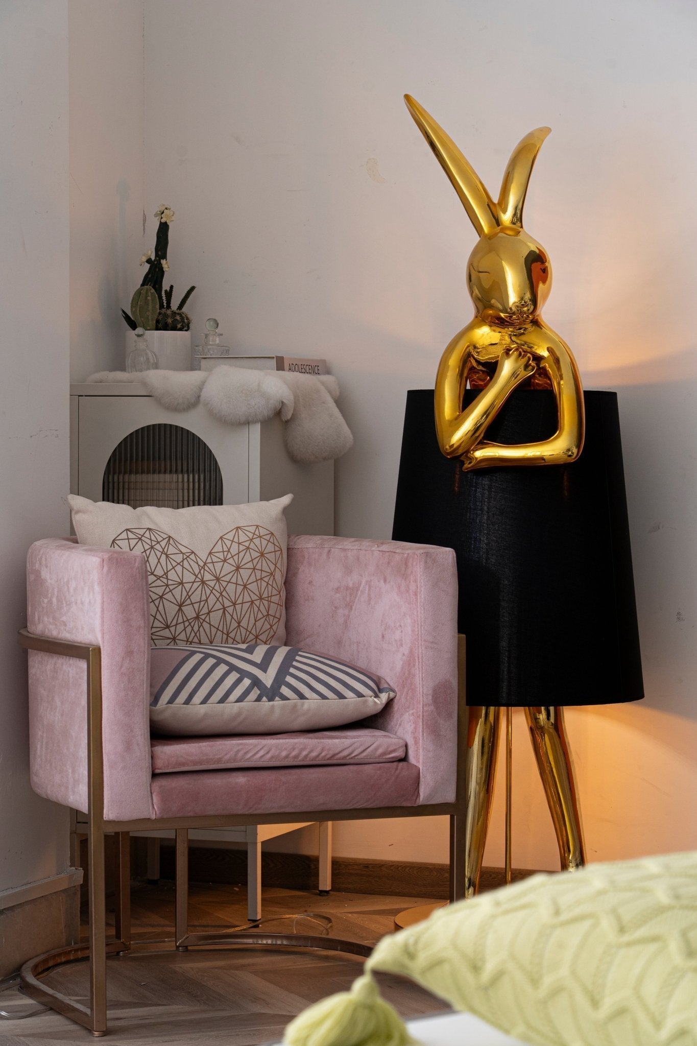 Sedr Luxurious Hare Silhouette Floor Lamp-Neutral Decor