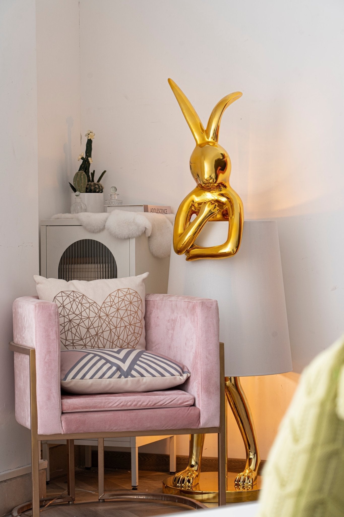 Sedr Luxurious Hare Silhouette Floor Lamp-Neutral Decor