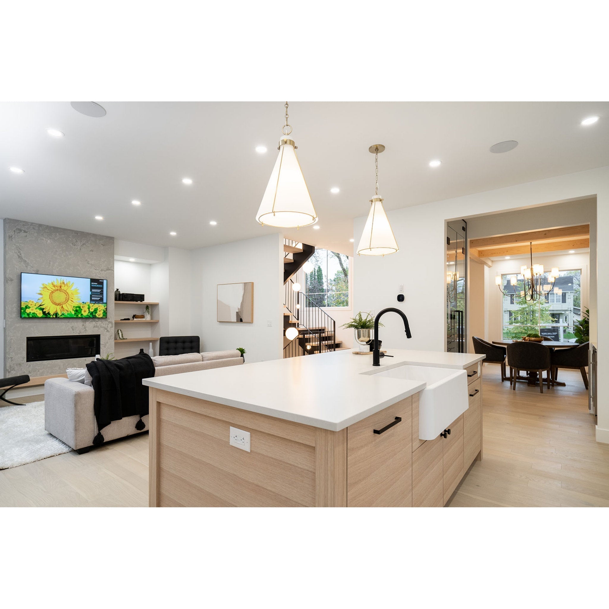 Ellis Chandelier