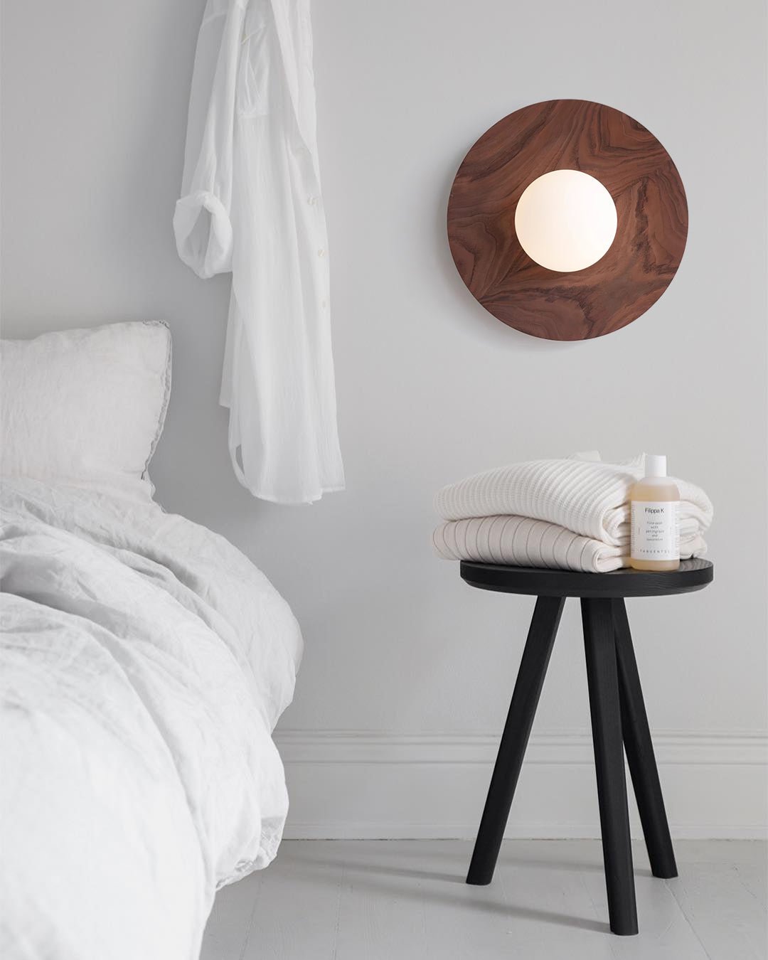 Eloza Modern Minimalist Wooden Glass Wall Light-Neutral Decor