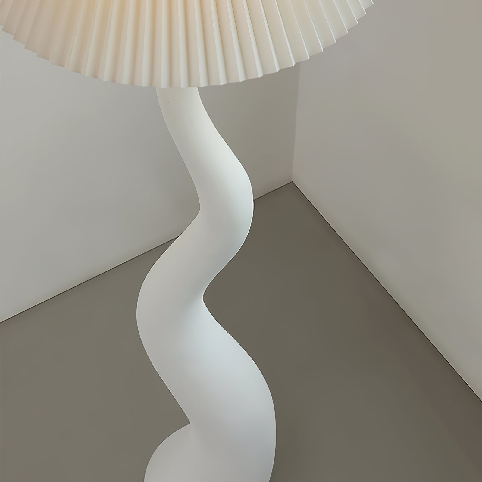 Serpent Floor Lamp
