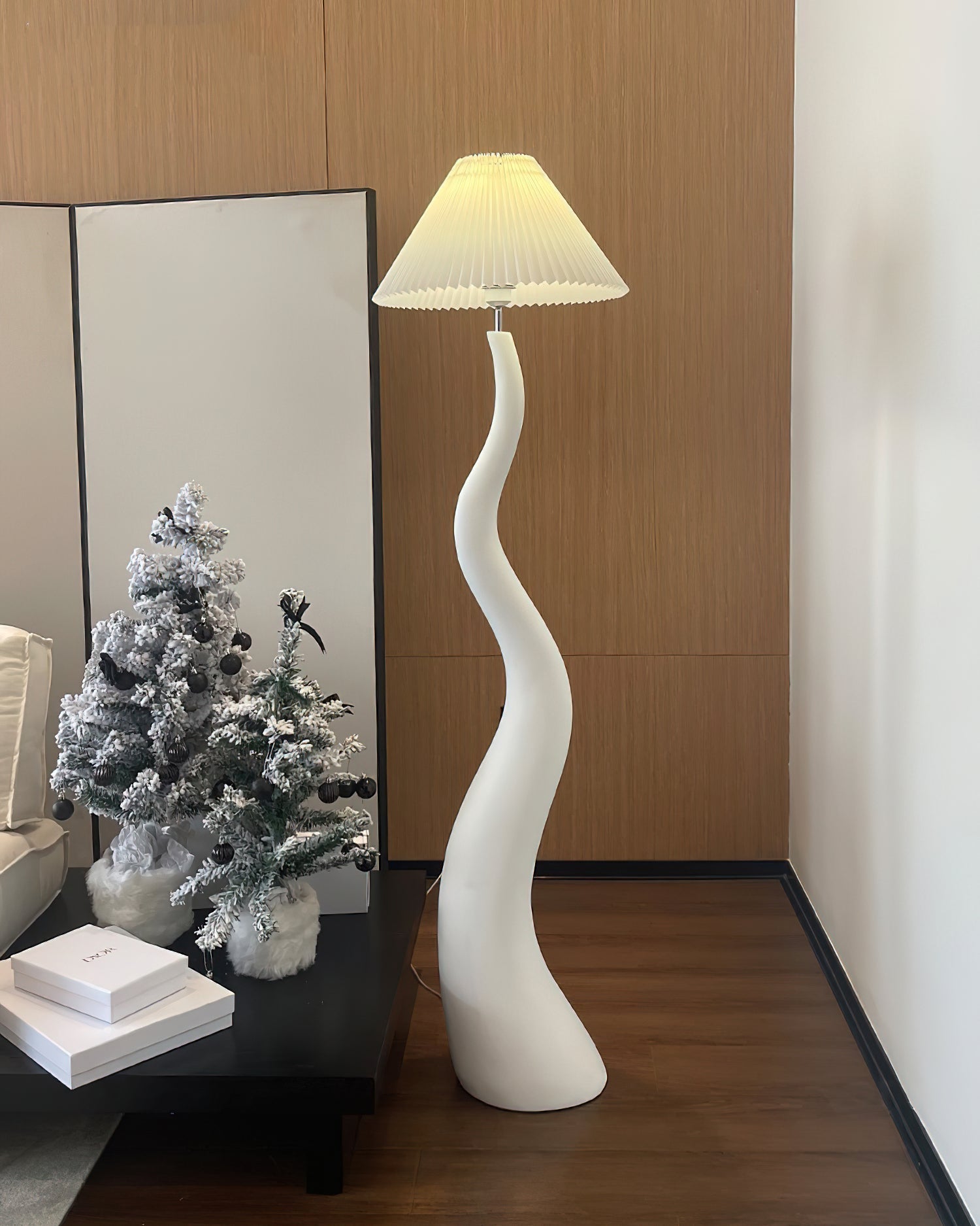 Serpent Floor Lamp