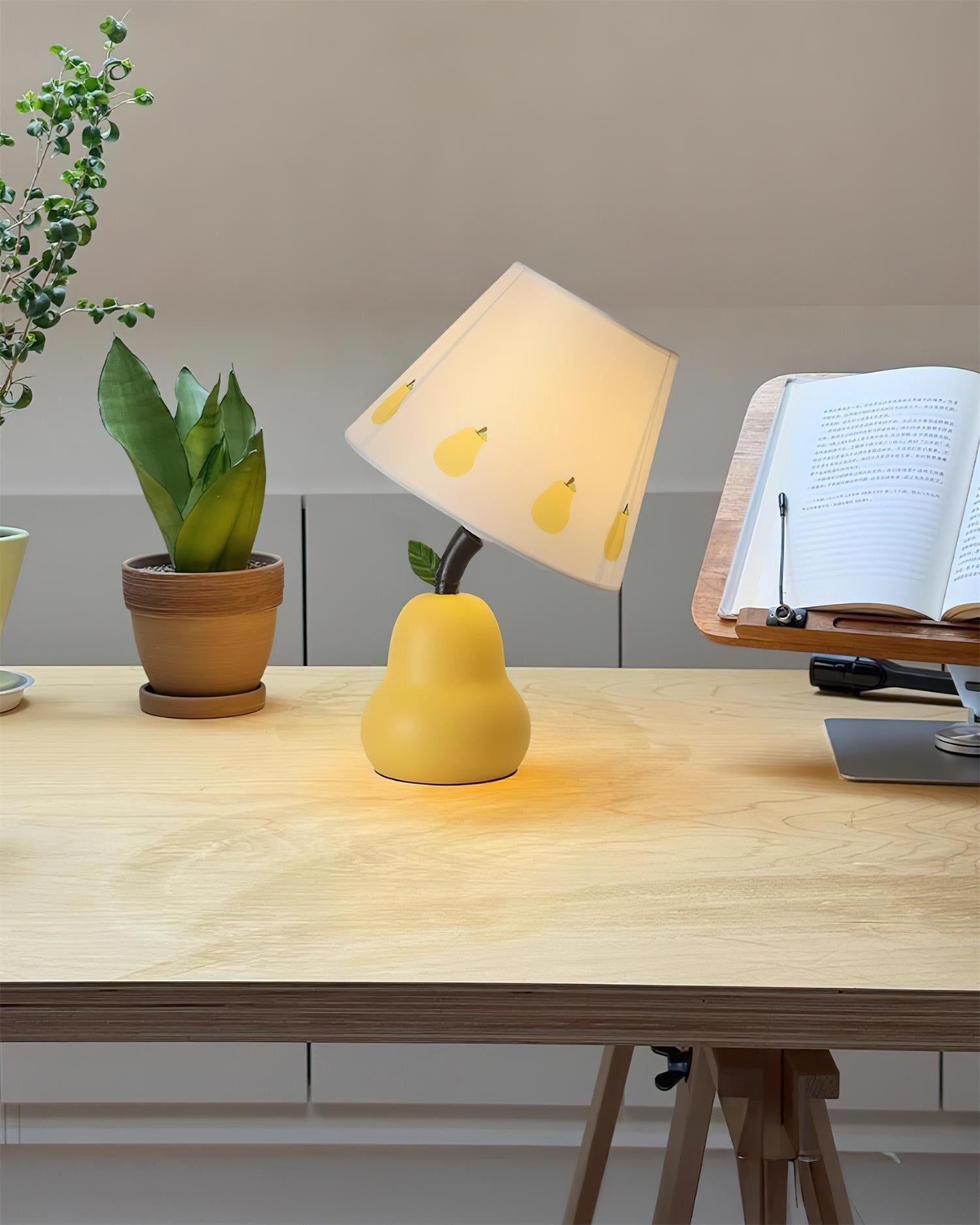 Poppy Table Lamp
