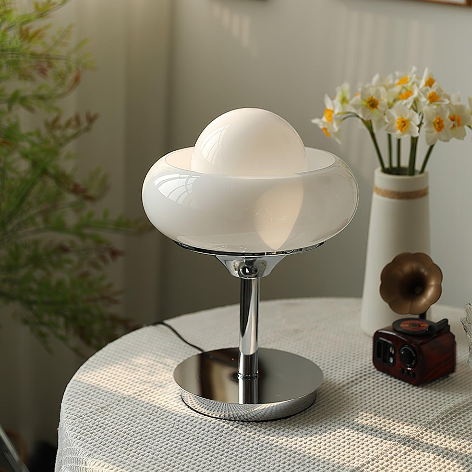 Solise Glass Retro Table Lamp-Neutral Decor