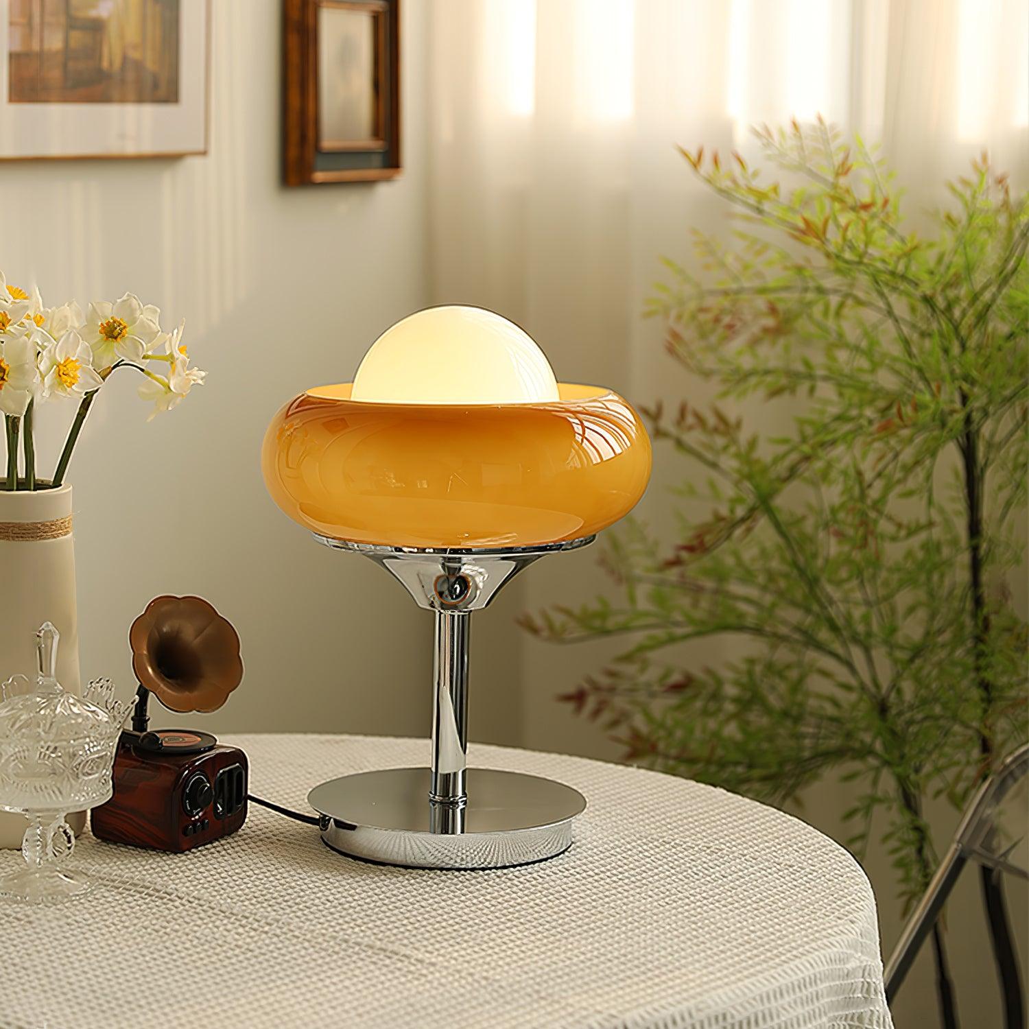 Solise Glass Retro Table Lamp-Neutral Decor