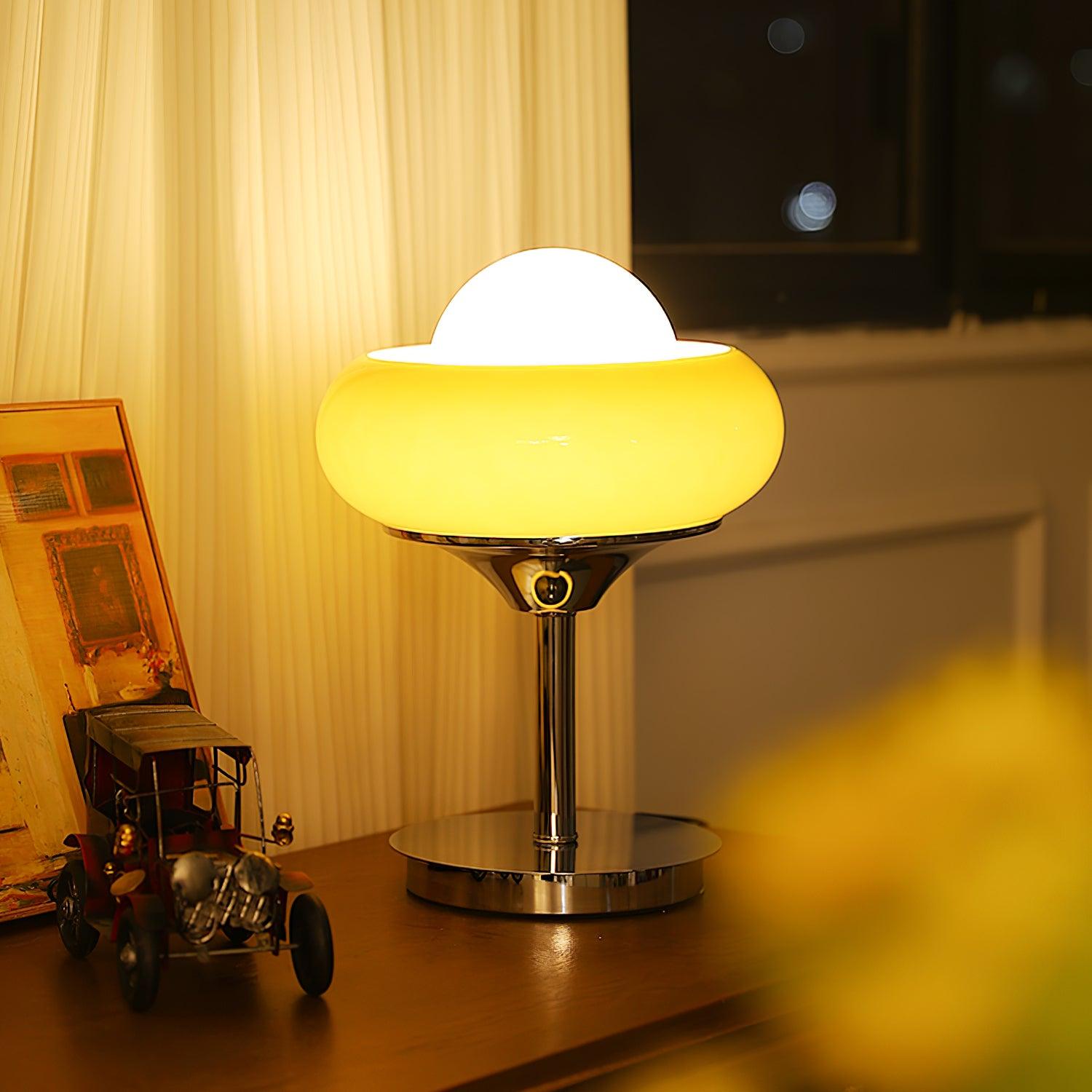 Solise Glass Retro Table Lamp-Neutral Decor