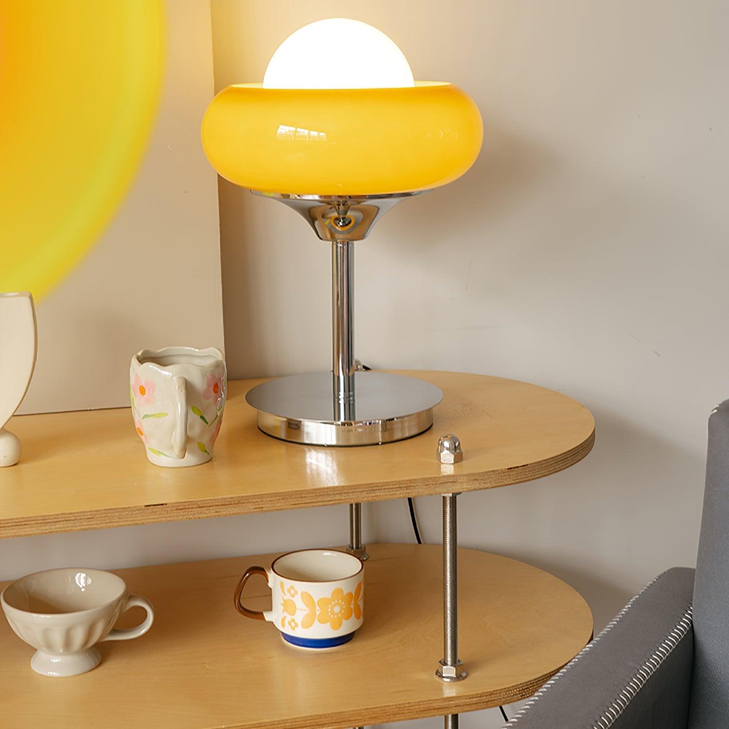 Solise Glass Retro Table Lamp-Neutral Decor