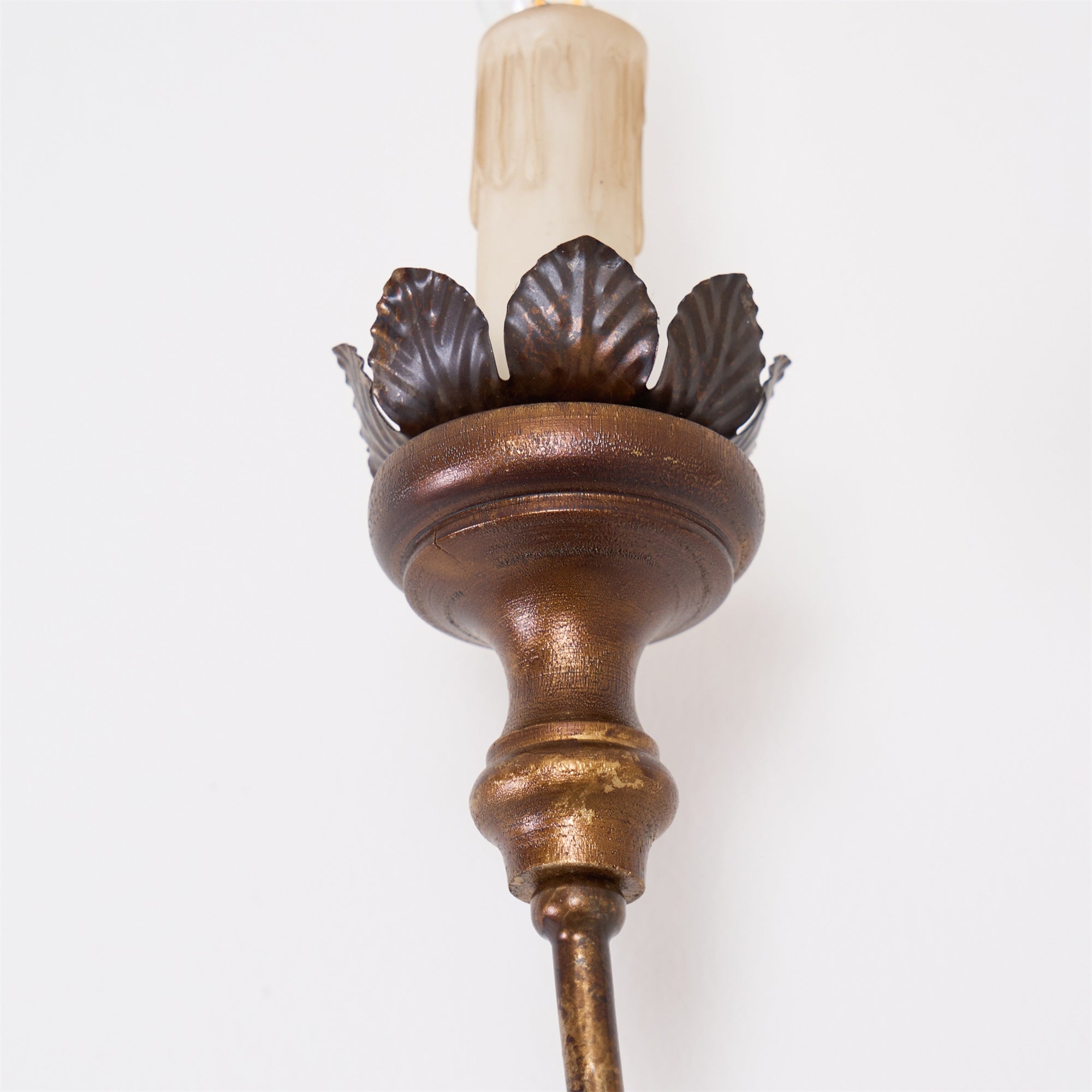 Thalia Wooden Wall Lamp
