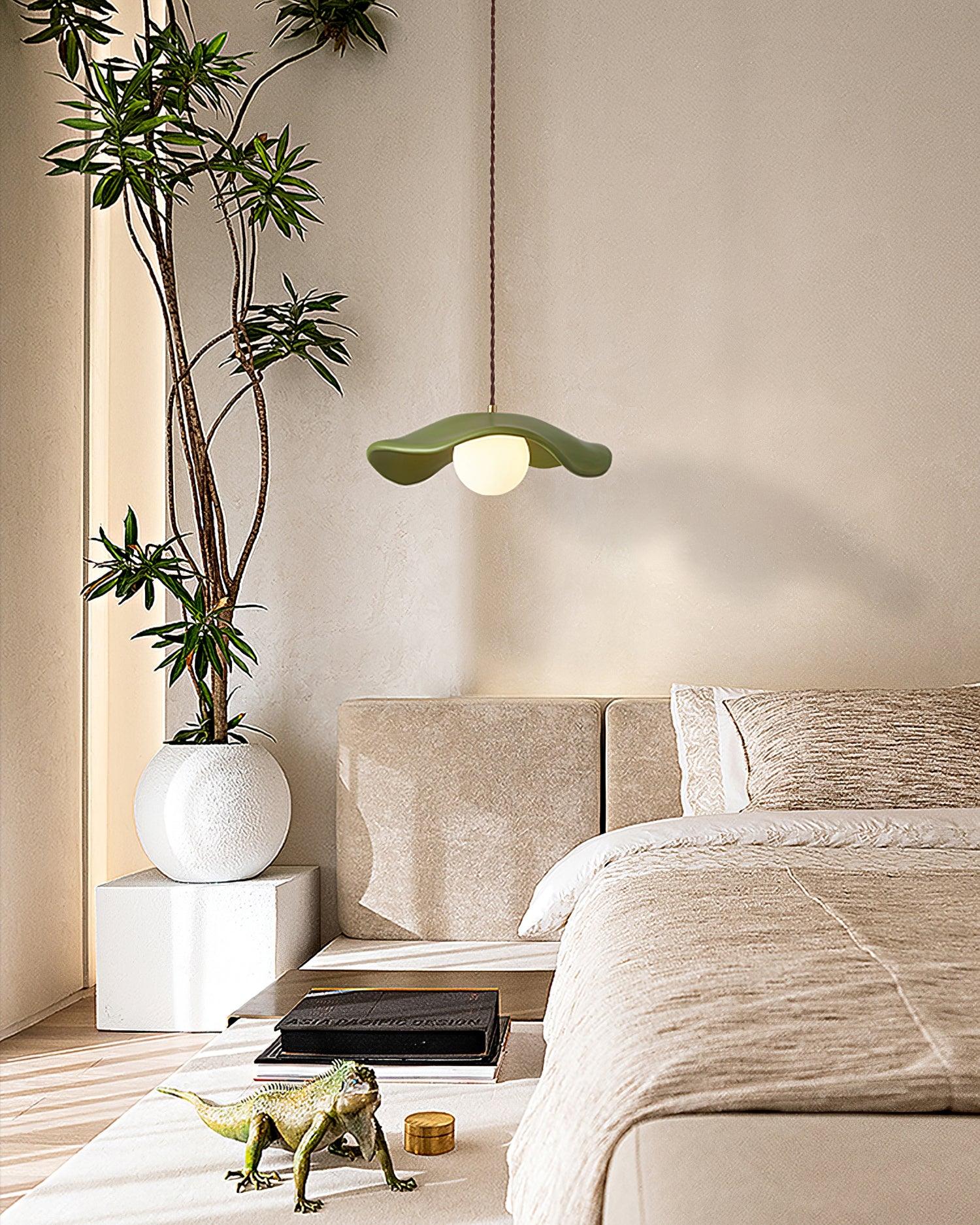 Fluid Organic Hats Pendant Lamp-Neutral Decor