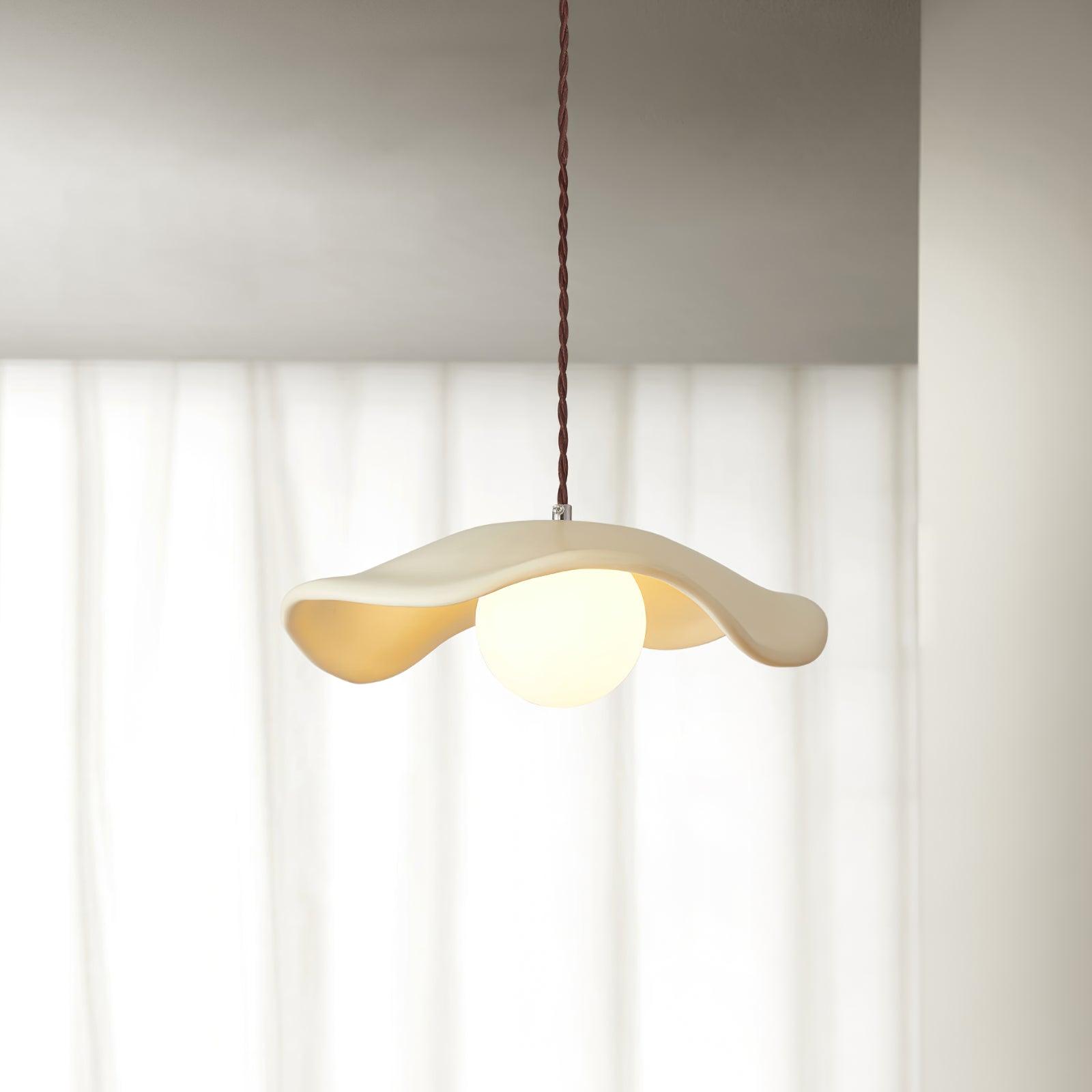 Fluid Organic Hats Pendant Lamp-Neutral Decor