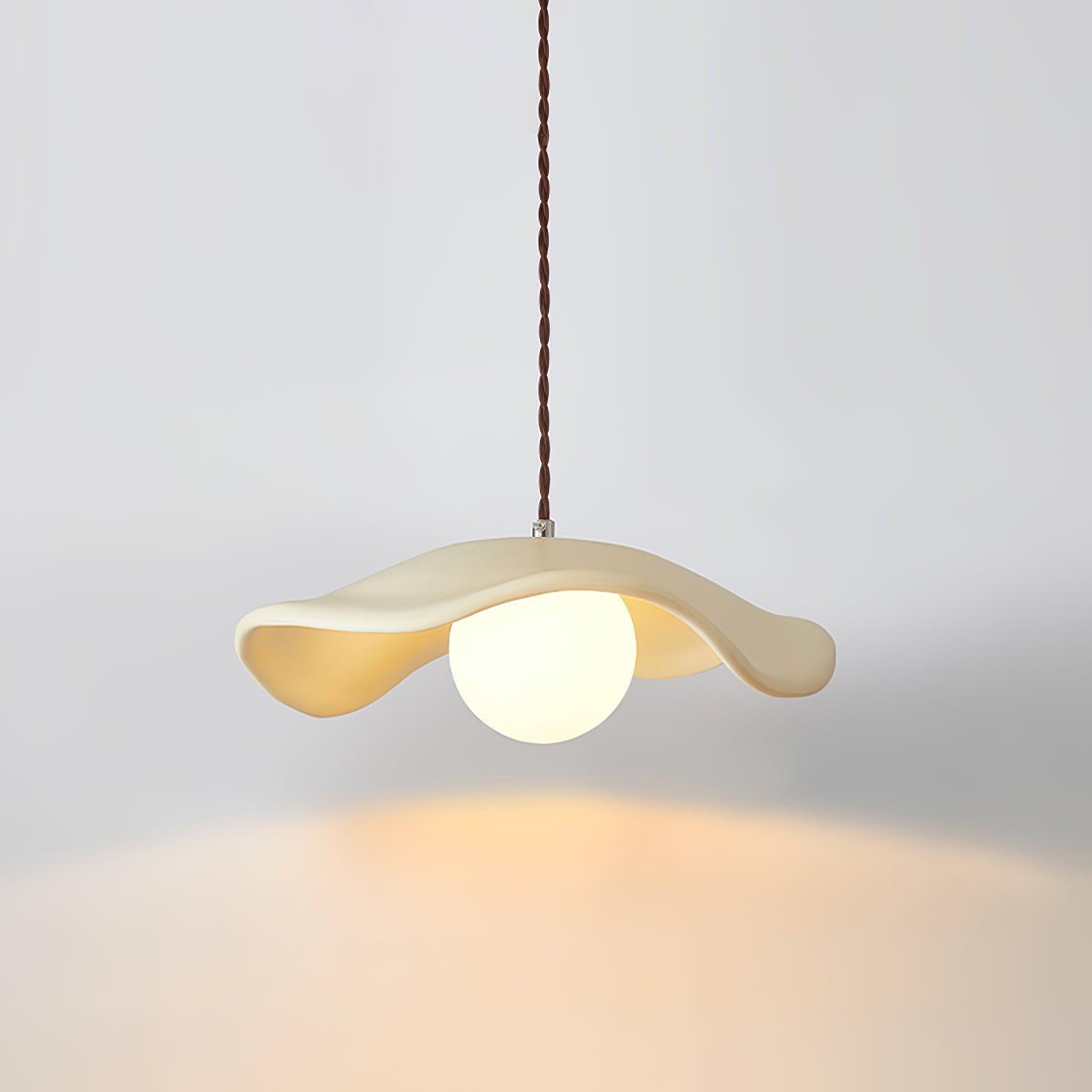 Fluid Organic Hats Pendant Lamp-Neutral Decor