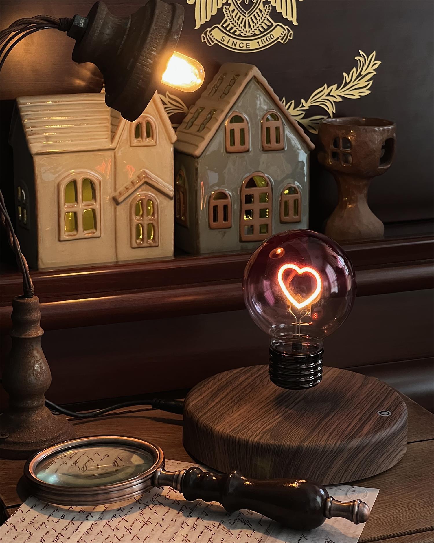 Nova Table Lamp