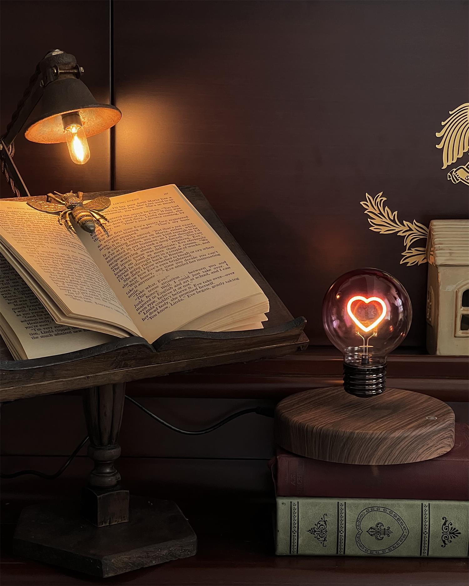 Nova Table Lamp