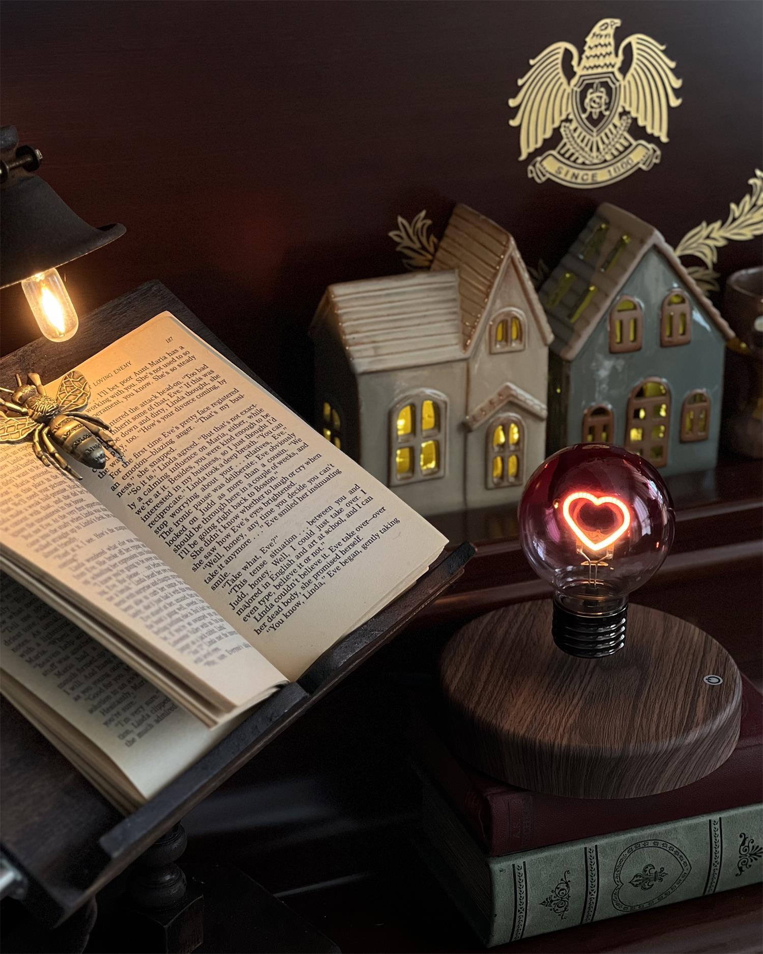 Nova Table Lamp