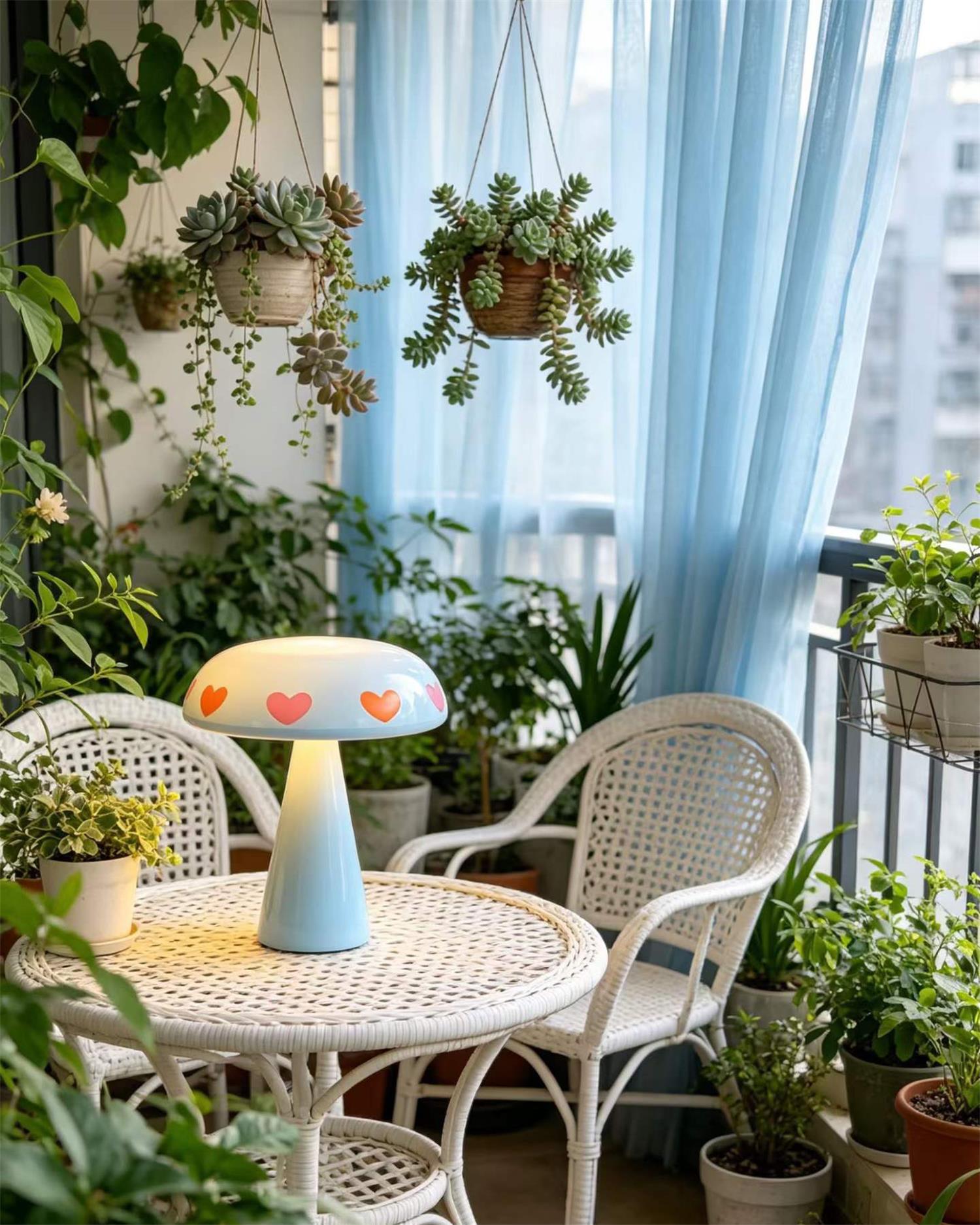 Azzura Table Light