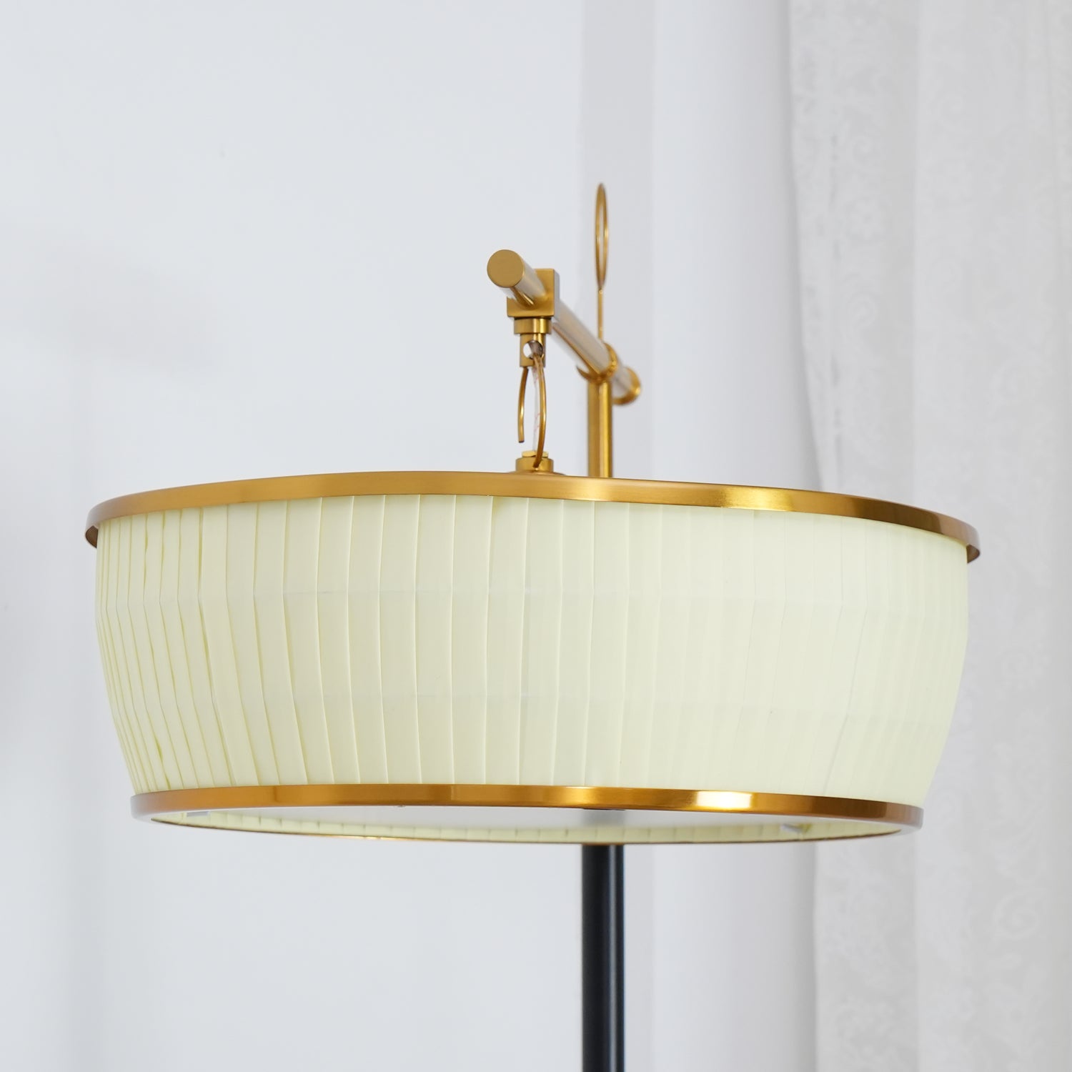 Socor Modern Fabric Floor Lamp-Neutral Decor