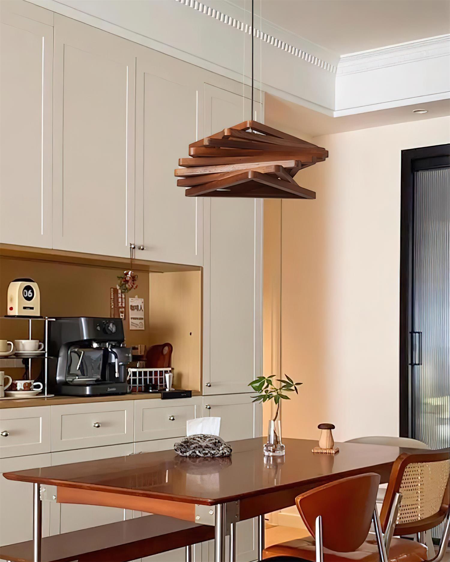 Myrvyn Pendant Light