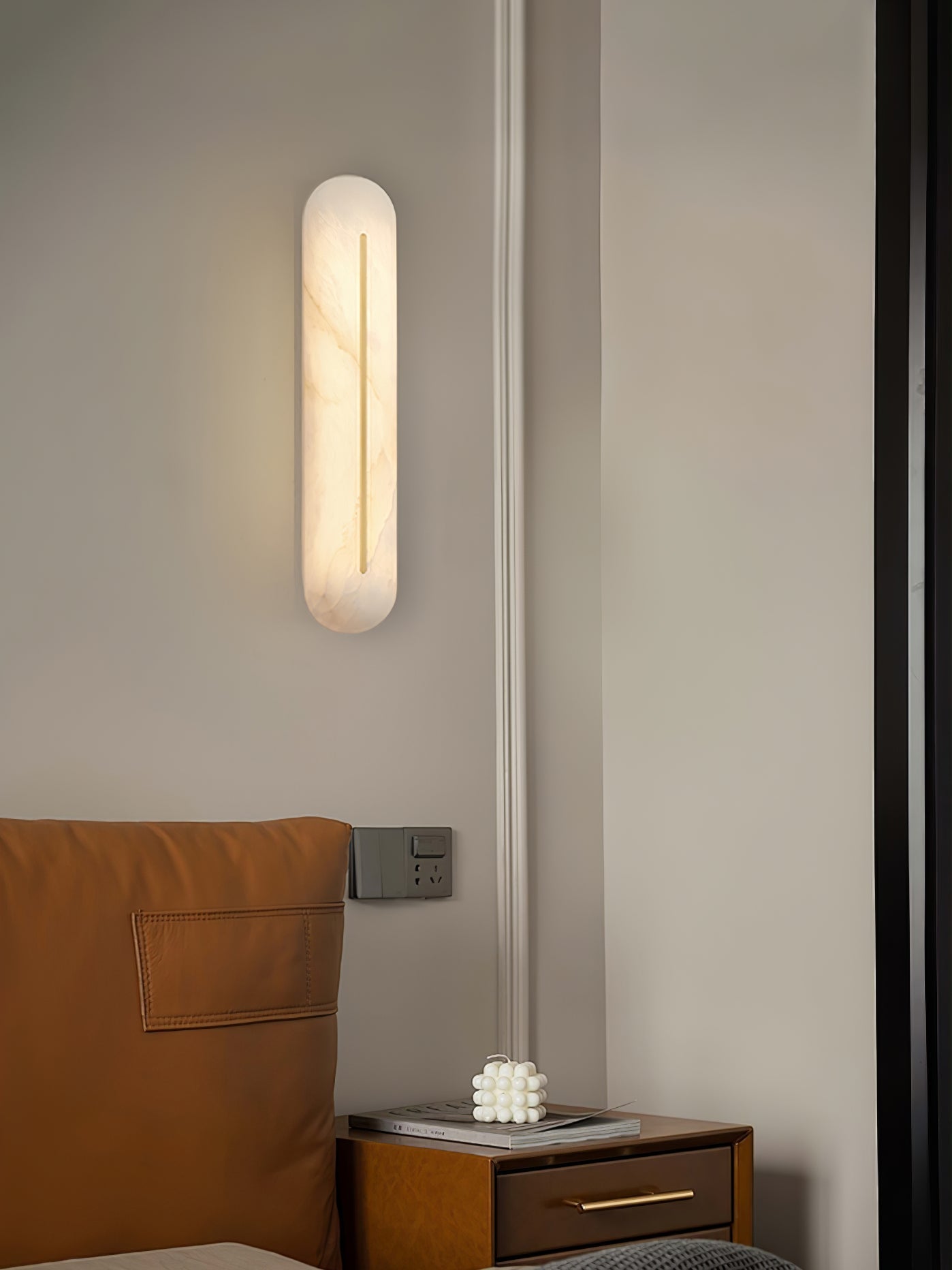 Armaryra Oblong Alabaster Wall Light-Neutral Decor