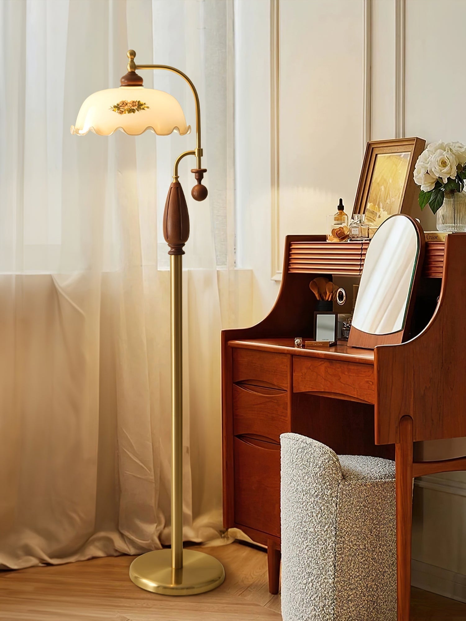 Volorel Vintage Glass Floor Lamp-Neutral Decor