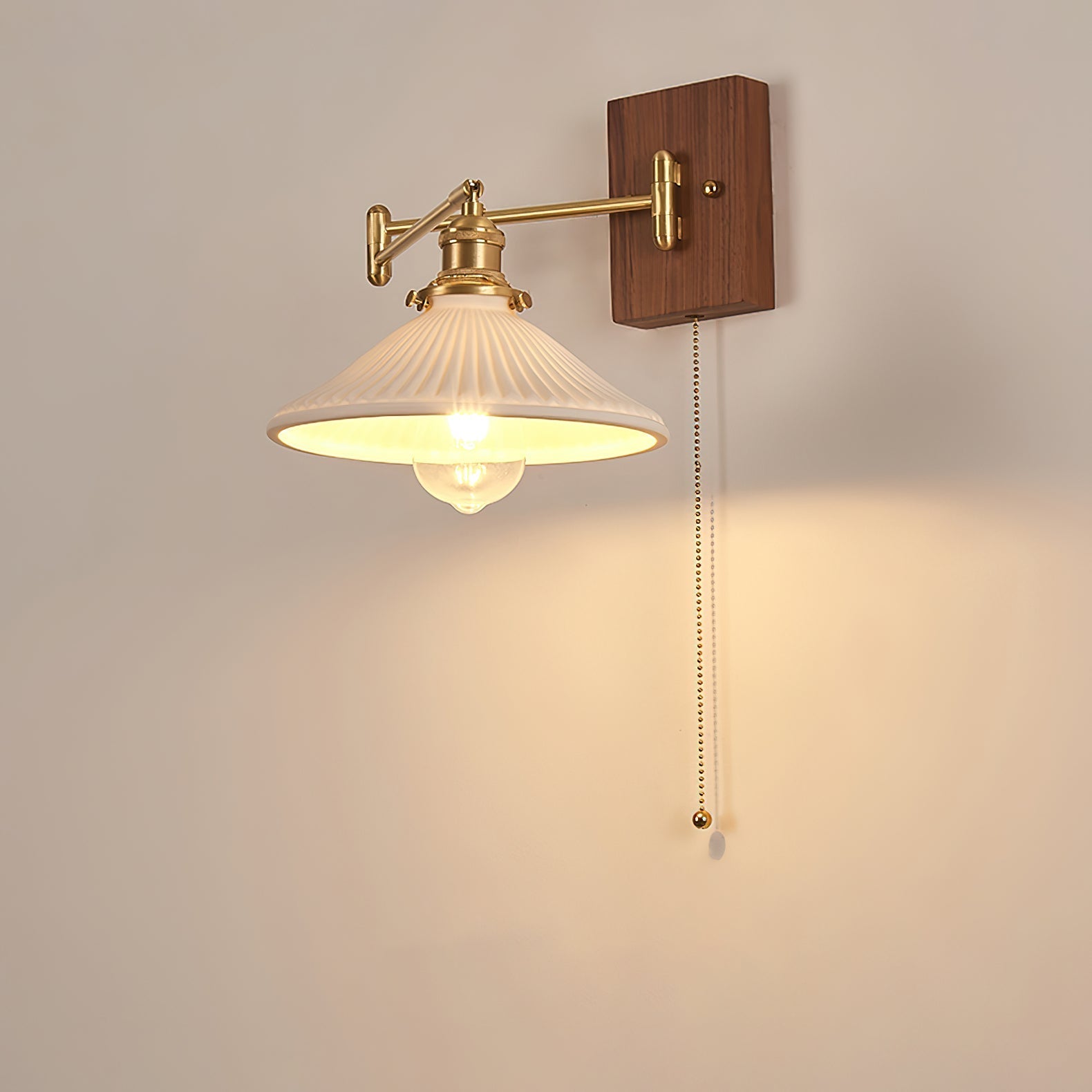 Umeris Elegance Vintage Walnut Wall Lamp-Neutral Decor
