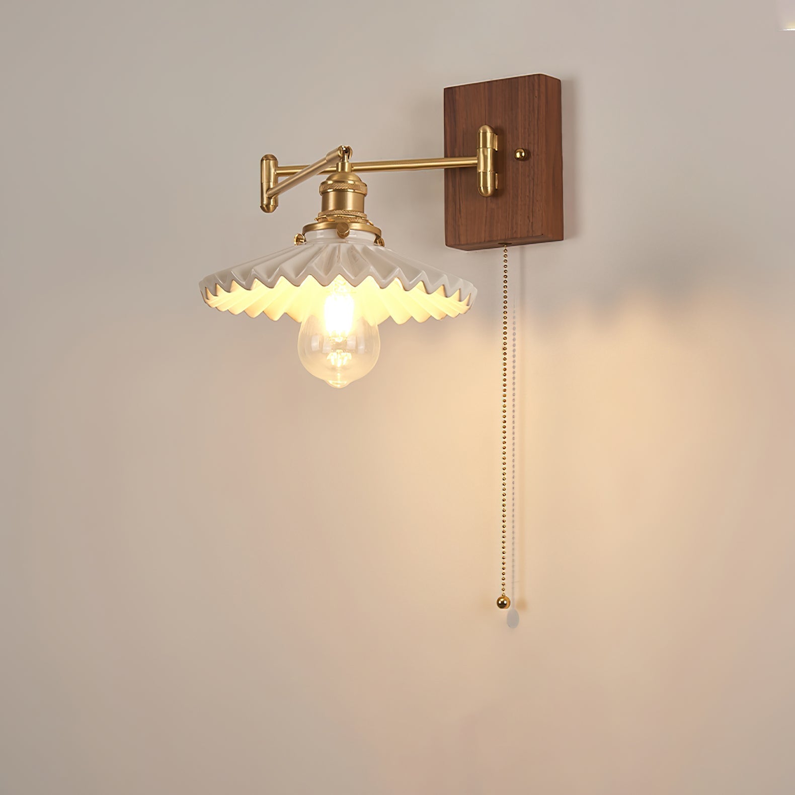 Umeris Elegance Vintage Walnut Wall Lamp-Neutral Decor