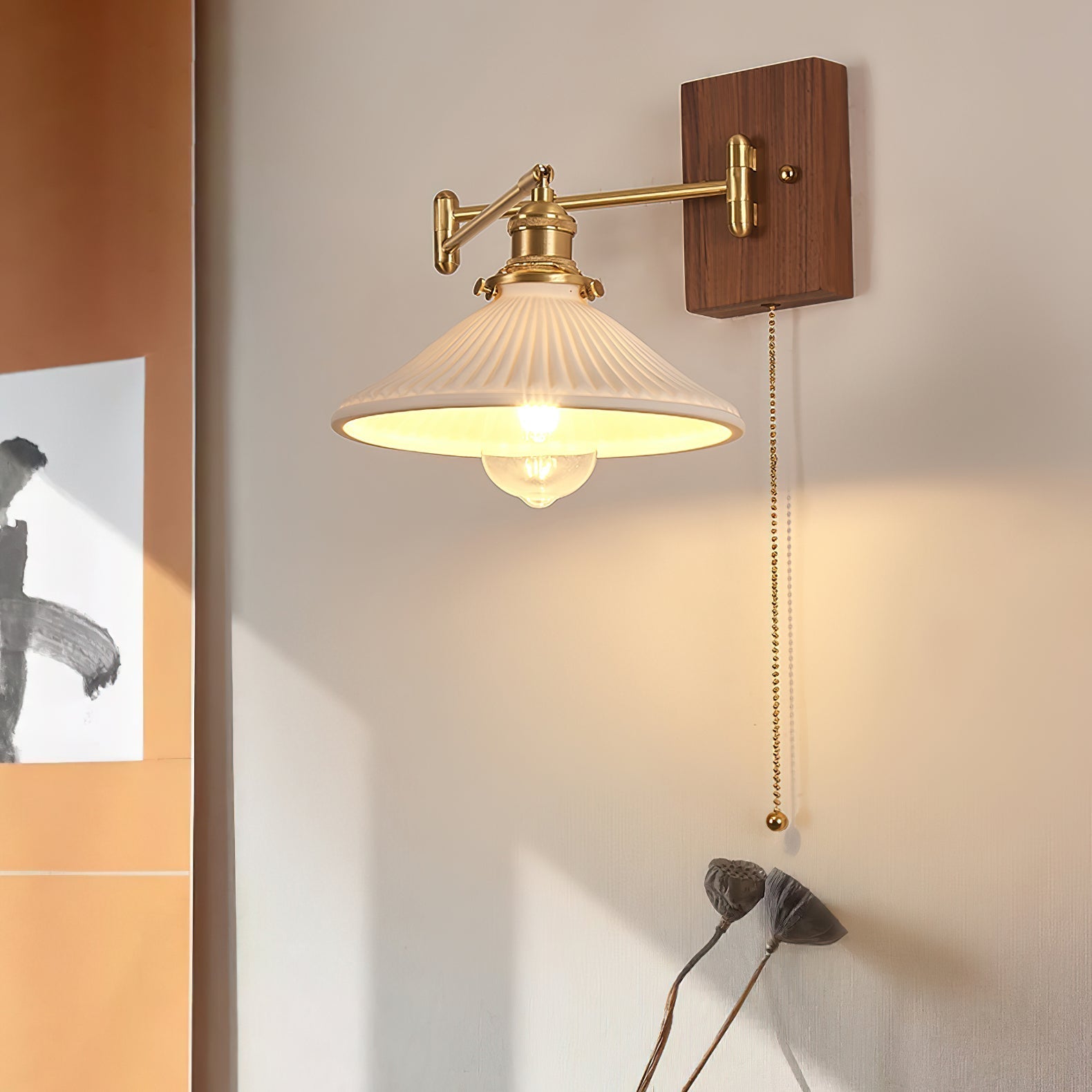Umeris Elegance Vintage Walnut Wall Lamp-Neutral Decor