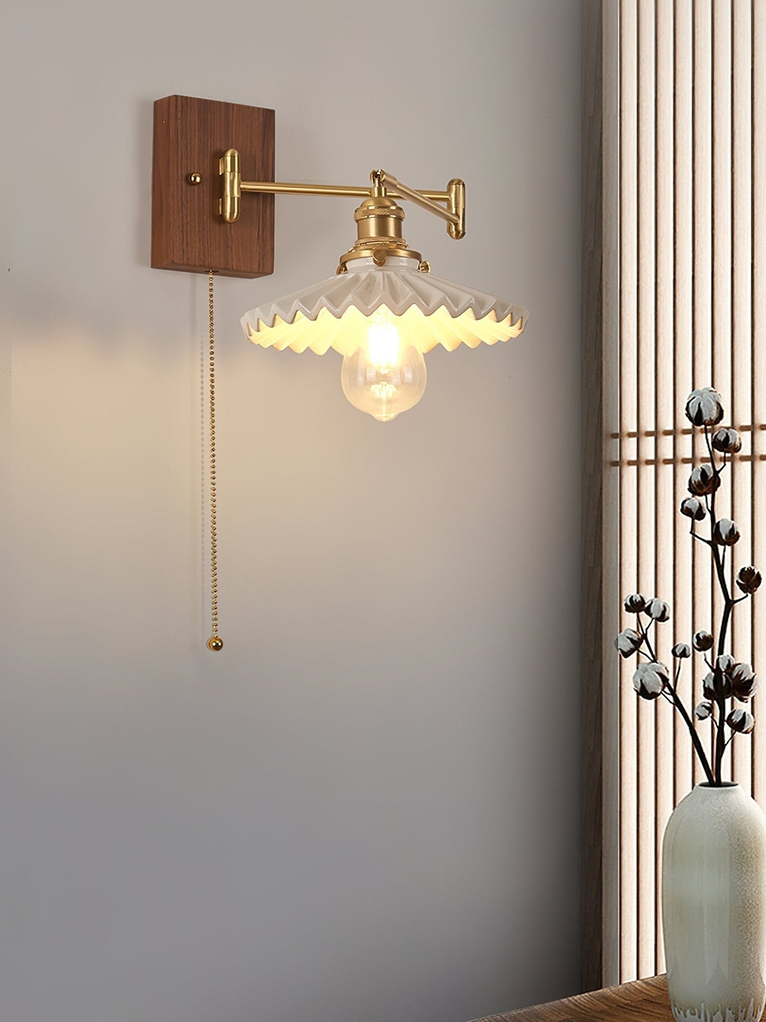 Umeris Elegance Vintage Walnut Wall Lamp-Neutral Decor