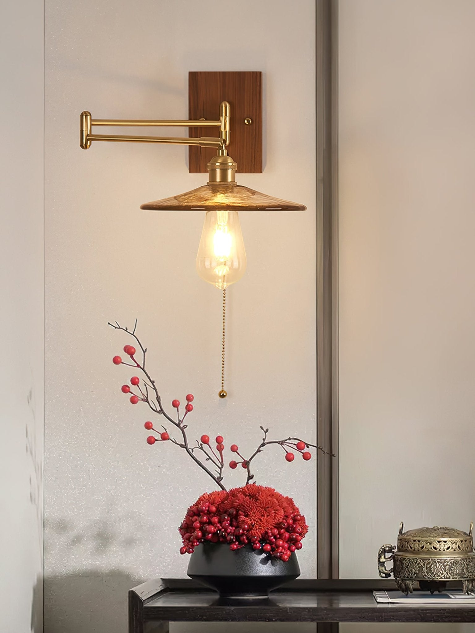 Umeris Elegance Vintage Walnut Wall Lamp-Neutral Decor