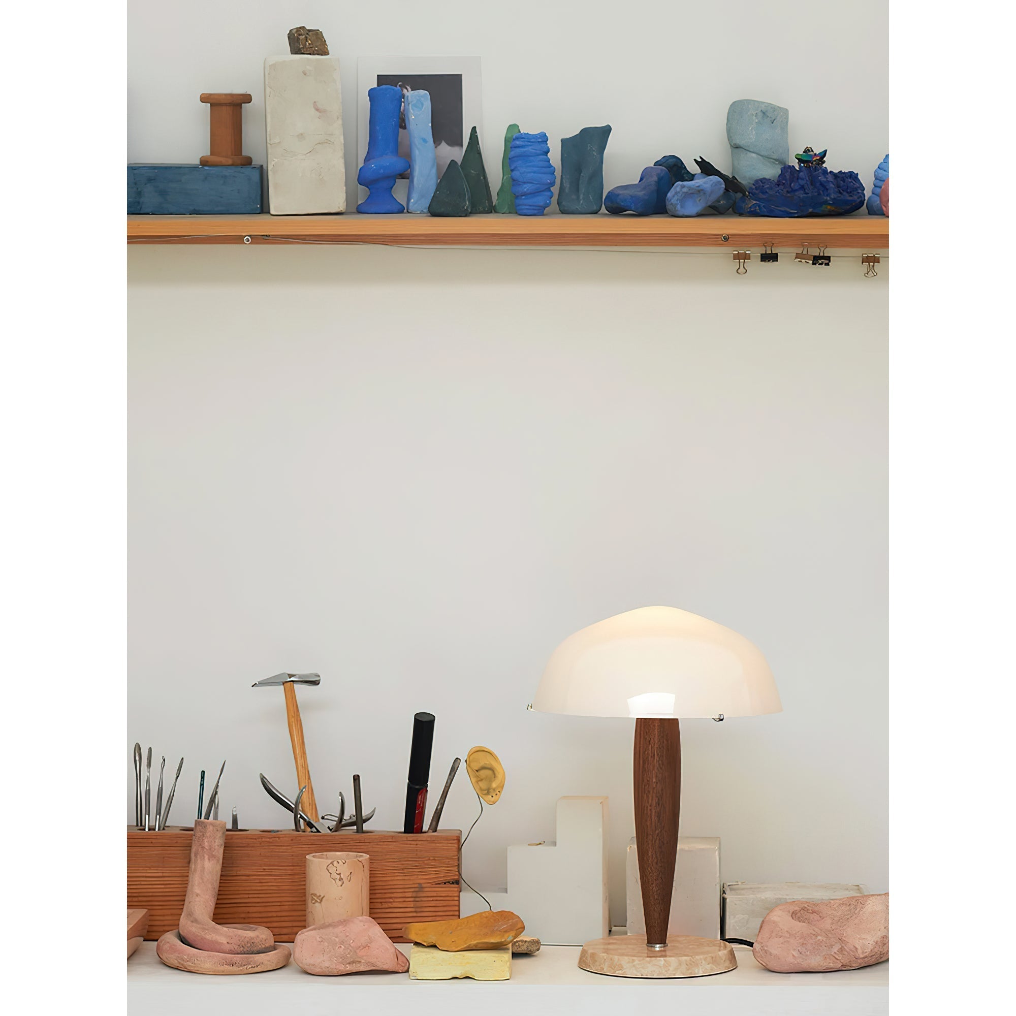 Tavi Table Lamp