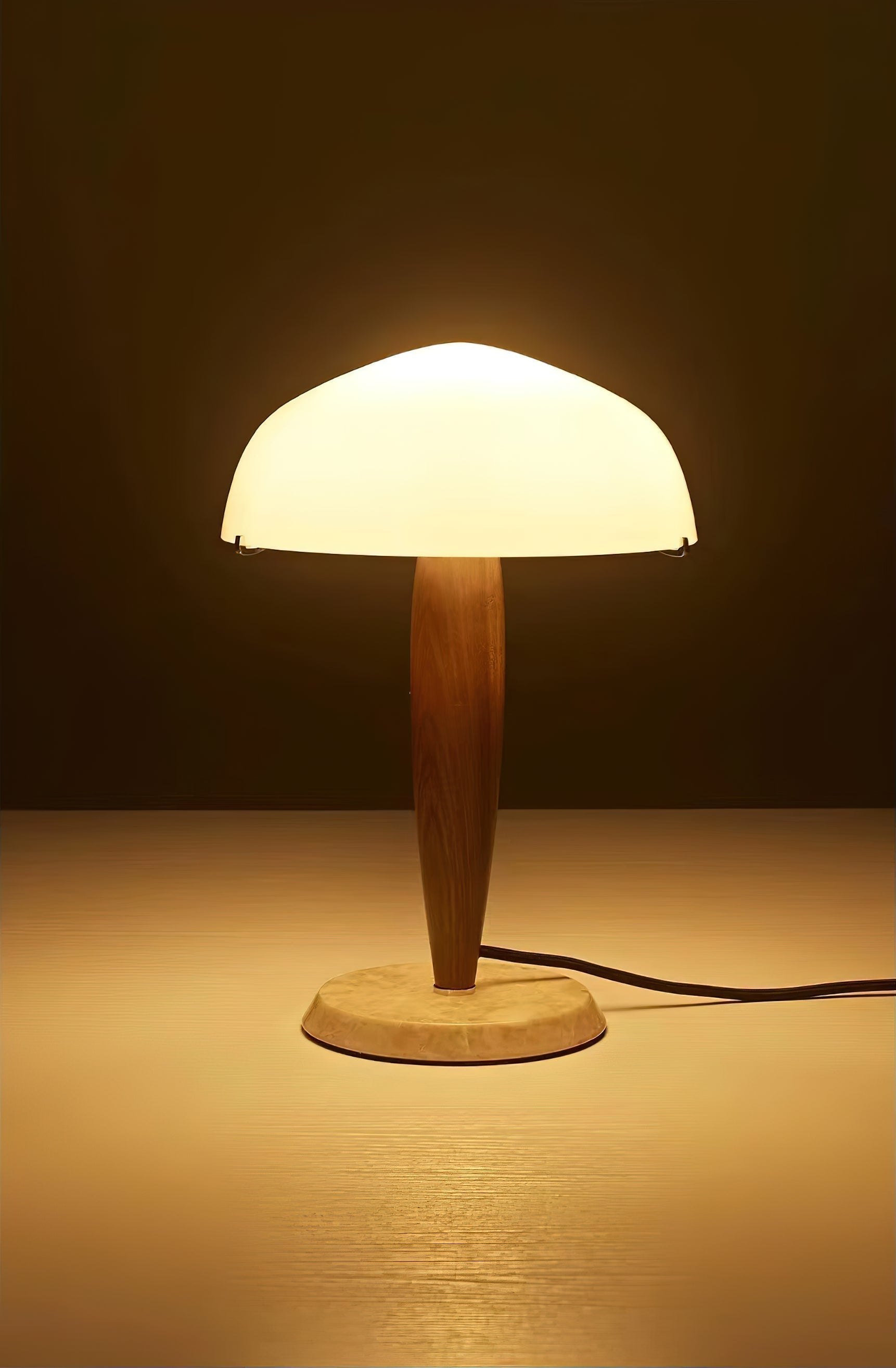 Tavi Table Lamp