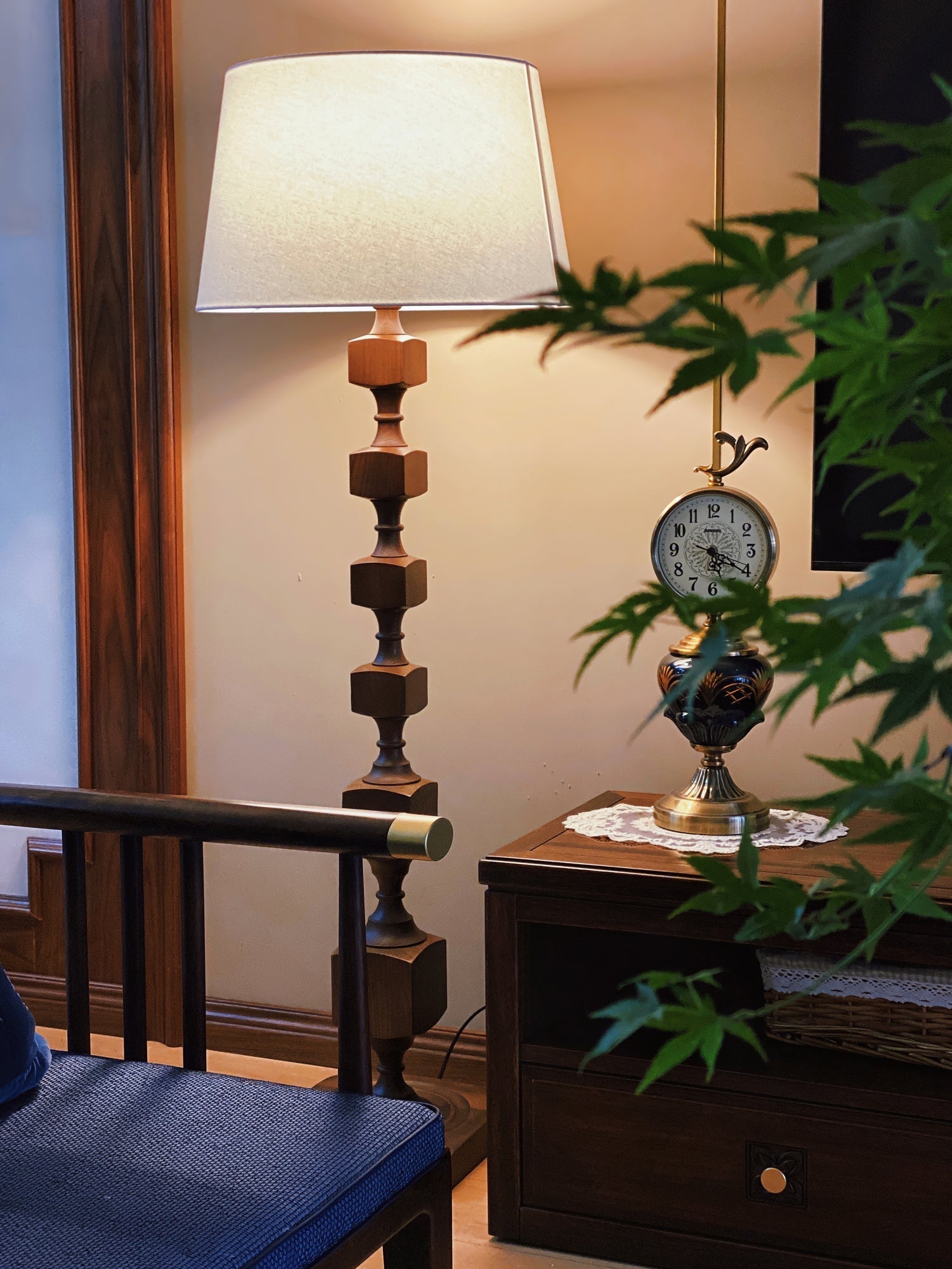 Vega Hexas Wood Floor Lamp-Neutral Decor