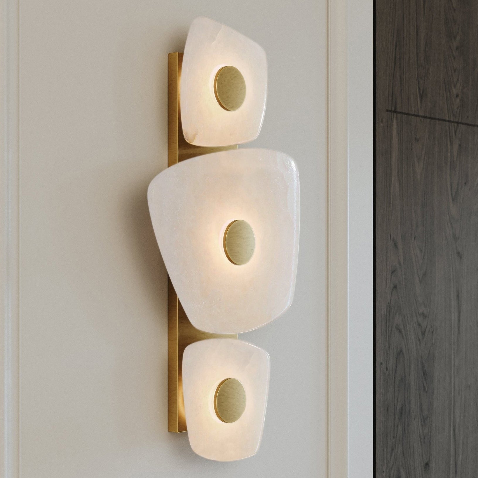 Aura Wall Lamp
