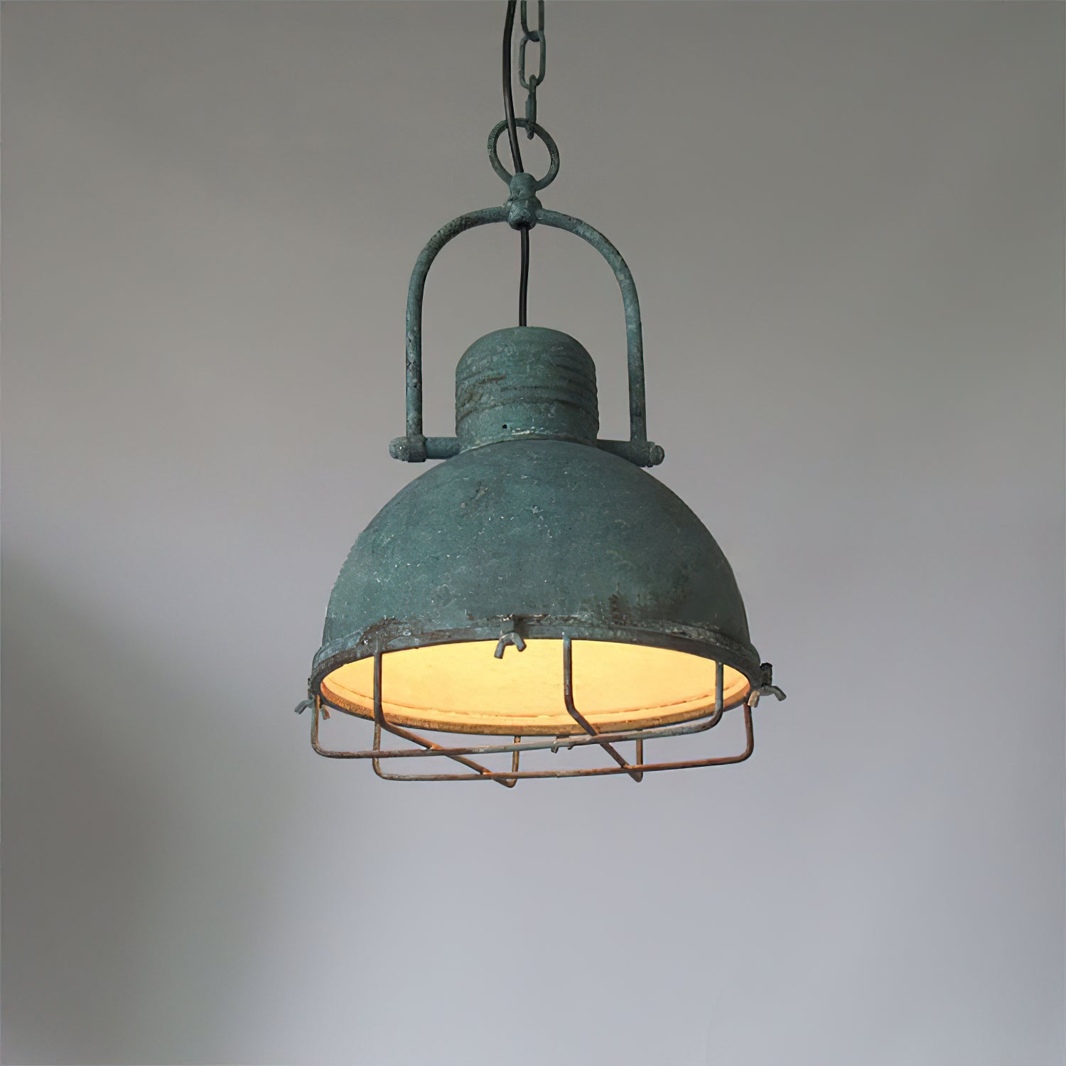 Elias Pendant Light