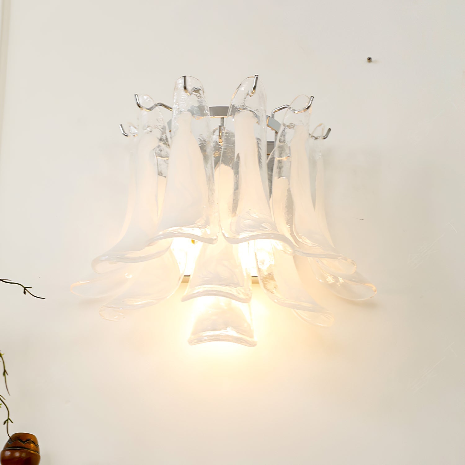Aurora Wall Lamp Petal Glass Horseshoe Shaped Minimalist-Neutral Decor
