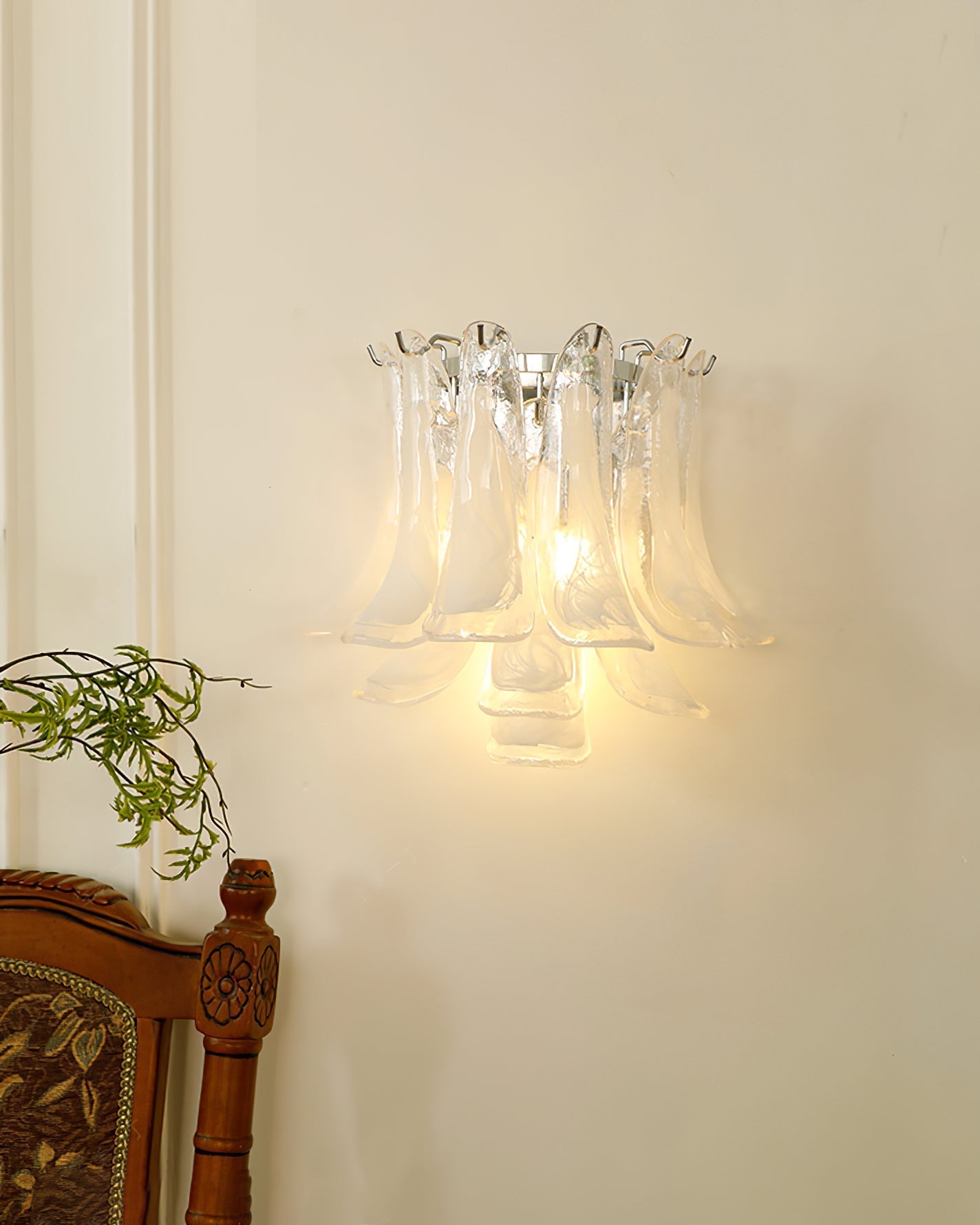 Aurora Wall Lamp Petal Glass Horseshoe Shaped Minimalist-Neutral Decor