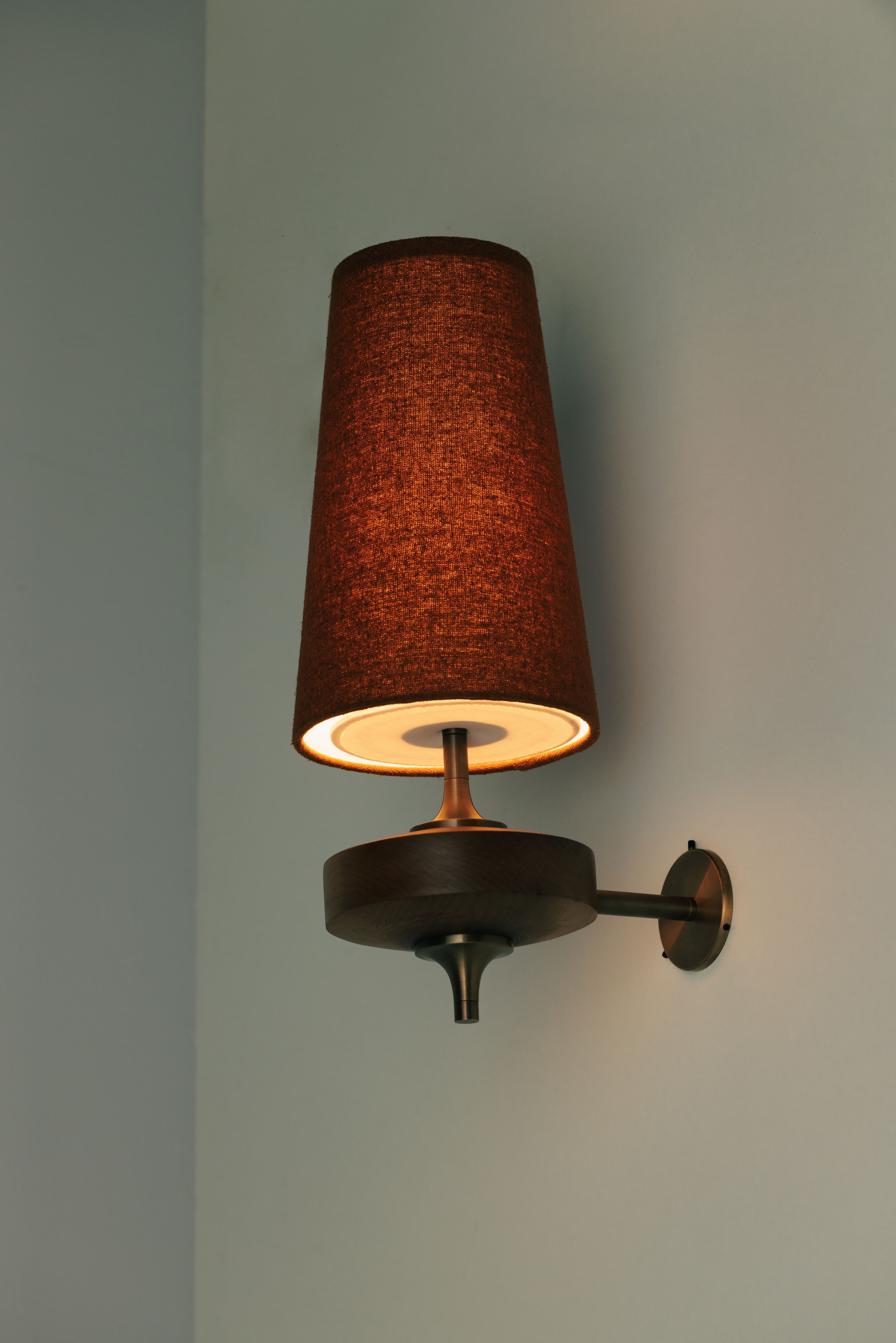 Nydorisra Vintage Antique Brass Wall Lamp-Neutral Decor