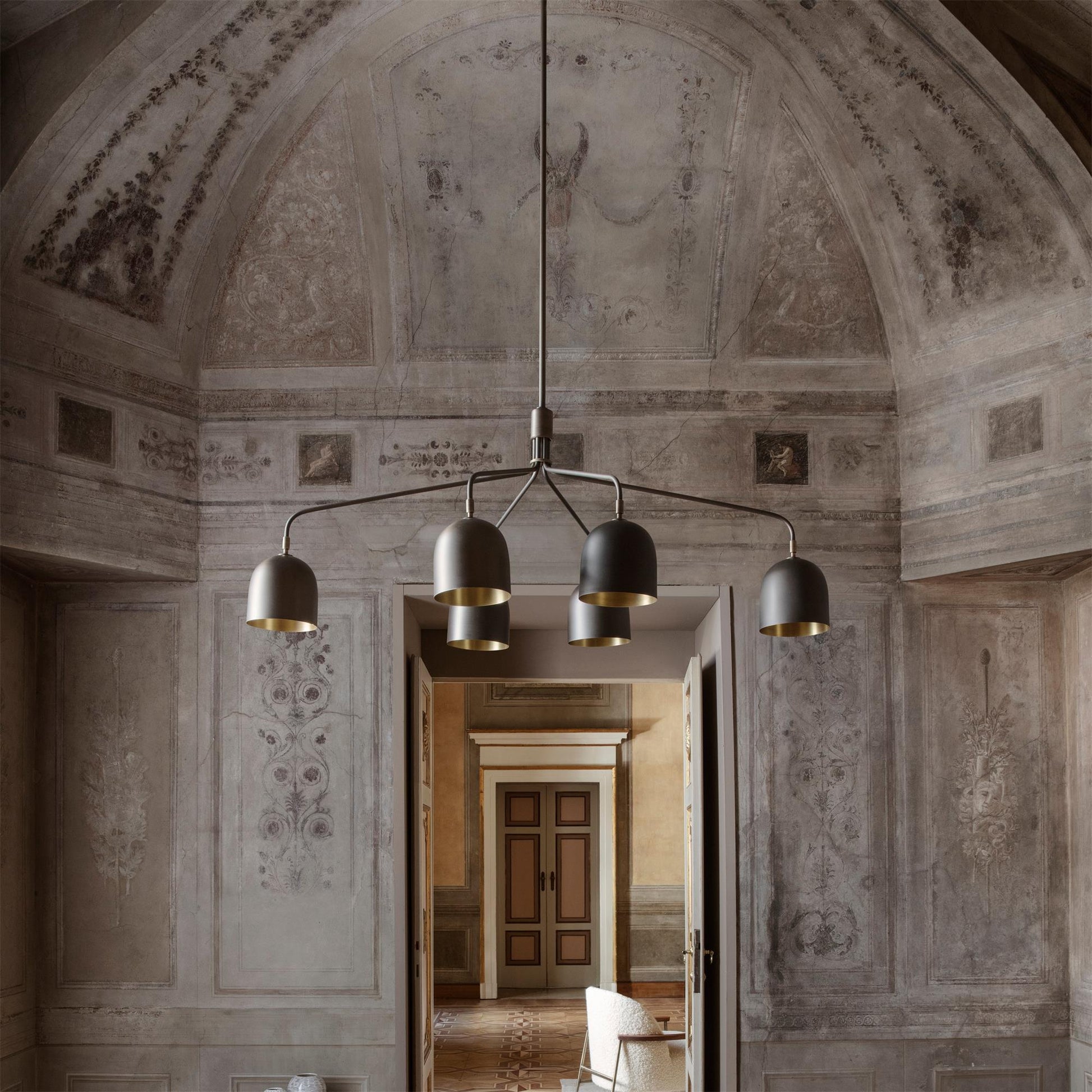 Lustra Chandelier Black Brass Industrial-Neutral Decor