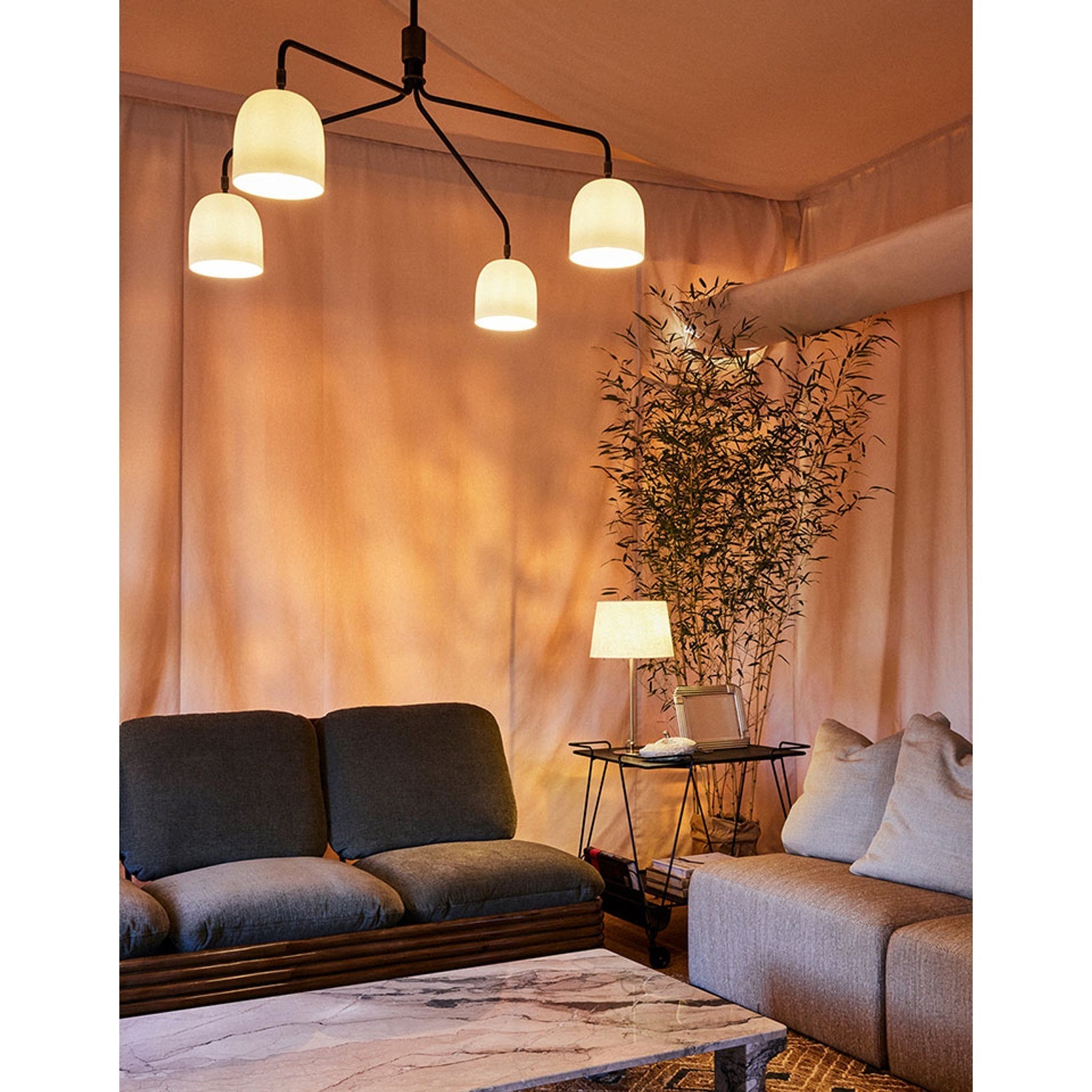Lustra Chandelier Black Brass Industrial-Neutral Decor