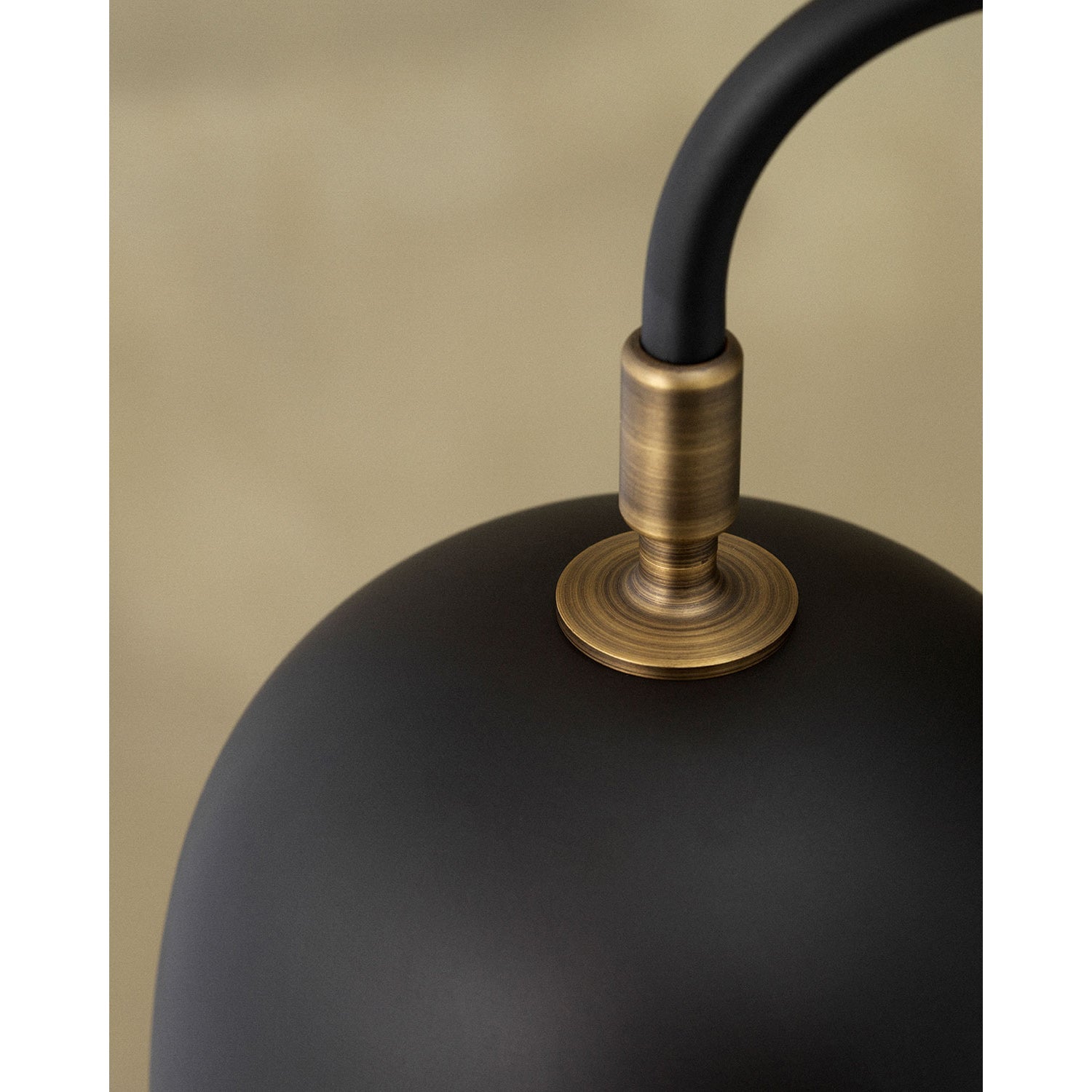 Lustra Chandelier Black Brass Industrial-Neutral Decor