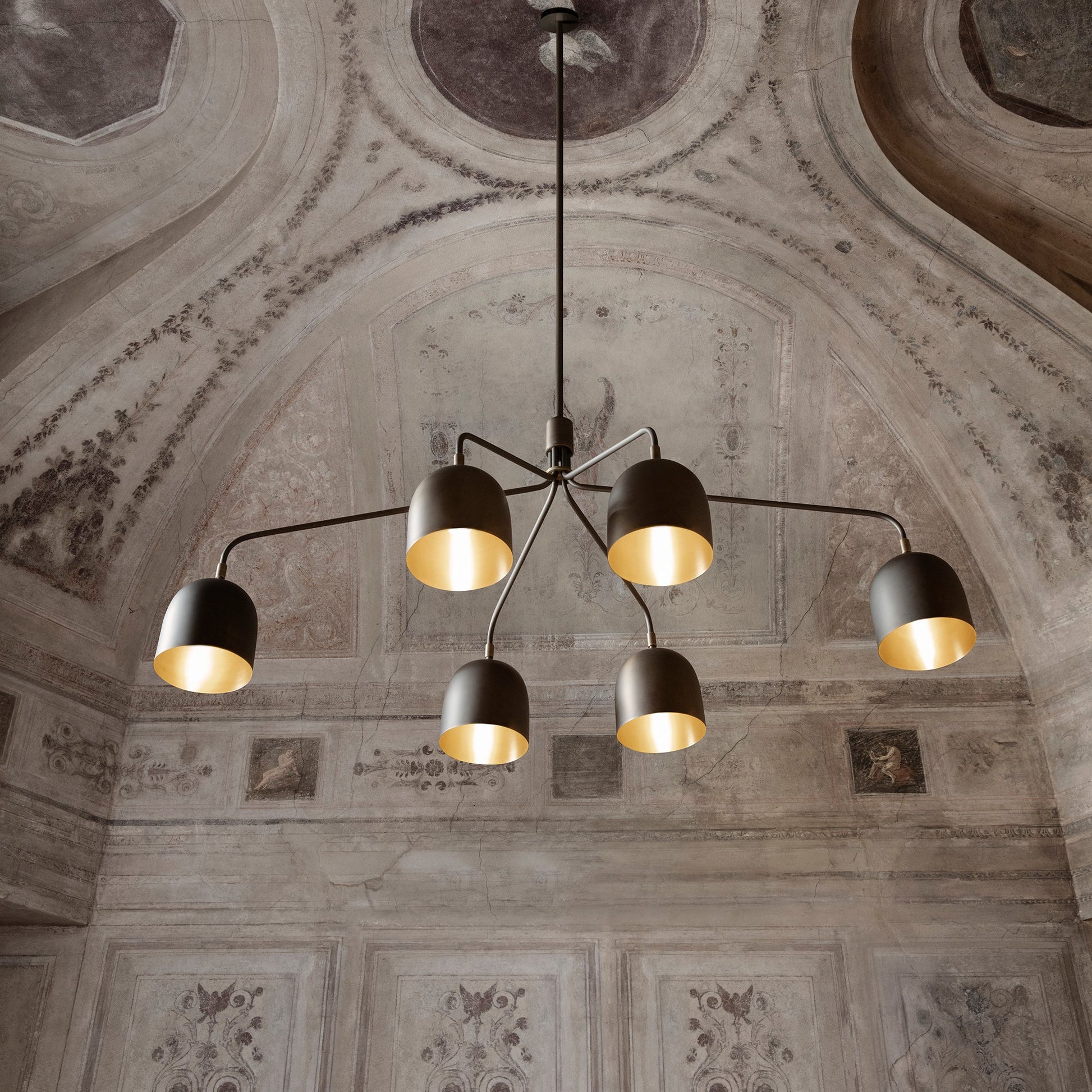 Lustra Chandelier Black Brass Industrial-Neutral Decor