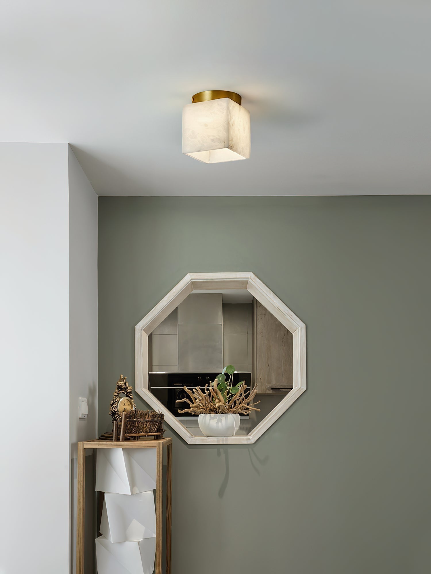 Pristima Ceiling Light
