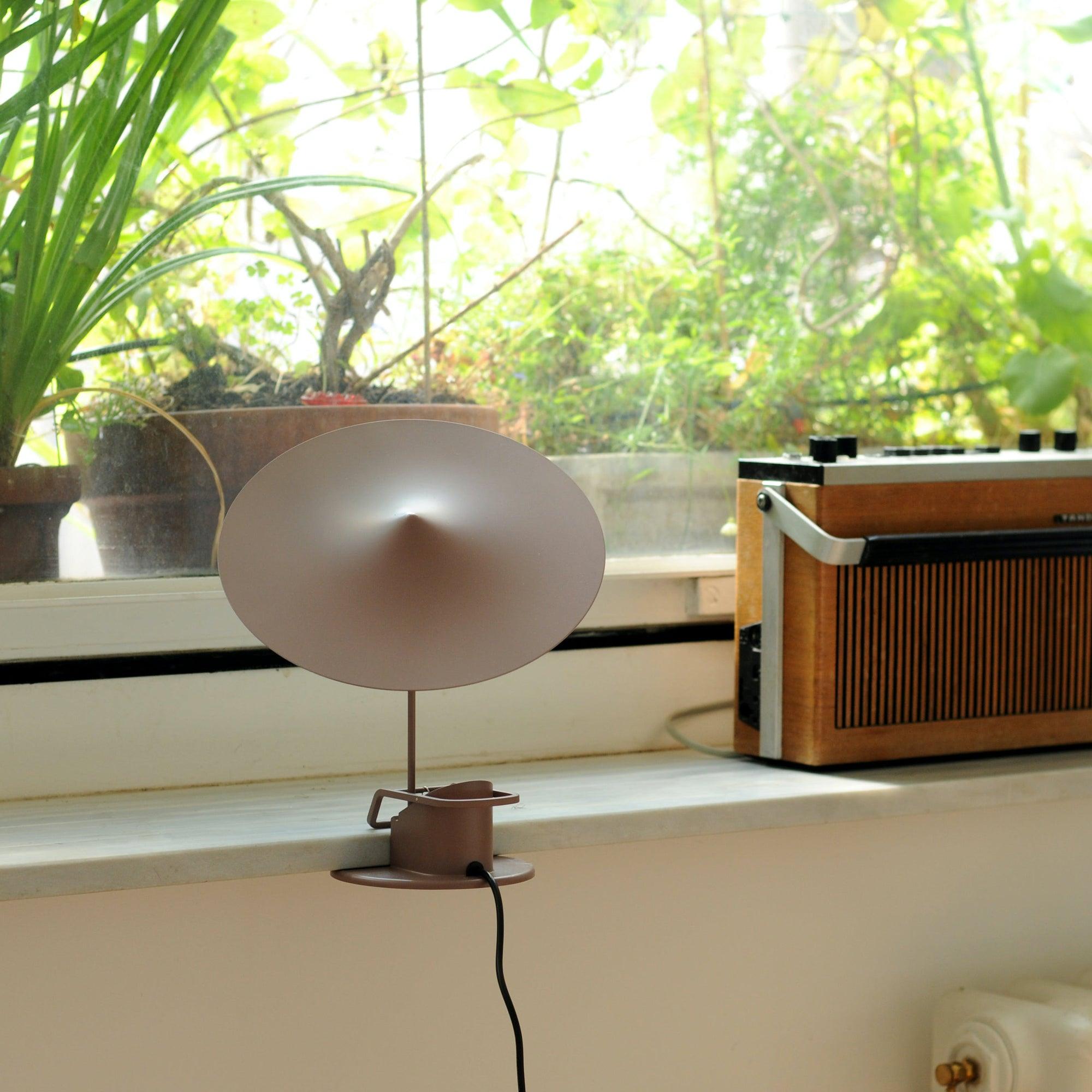 Lumoce Futuristic Table Lamp-Neutral Decor