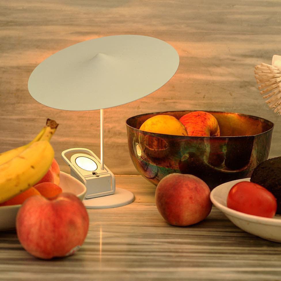 Lumoce Futuristic Table Lamp-Neutral Decor