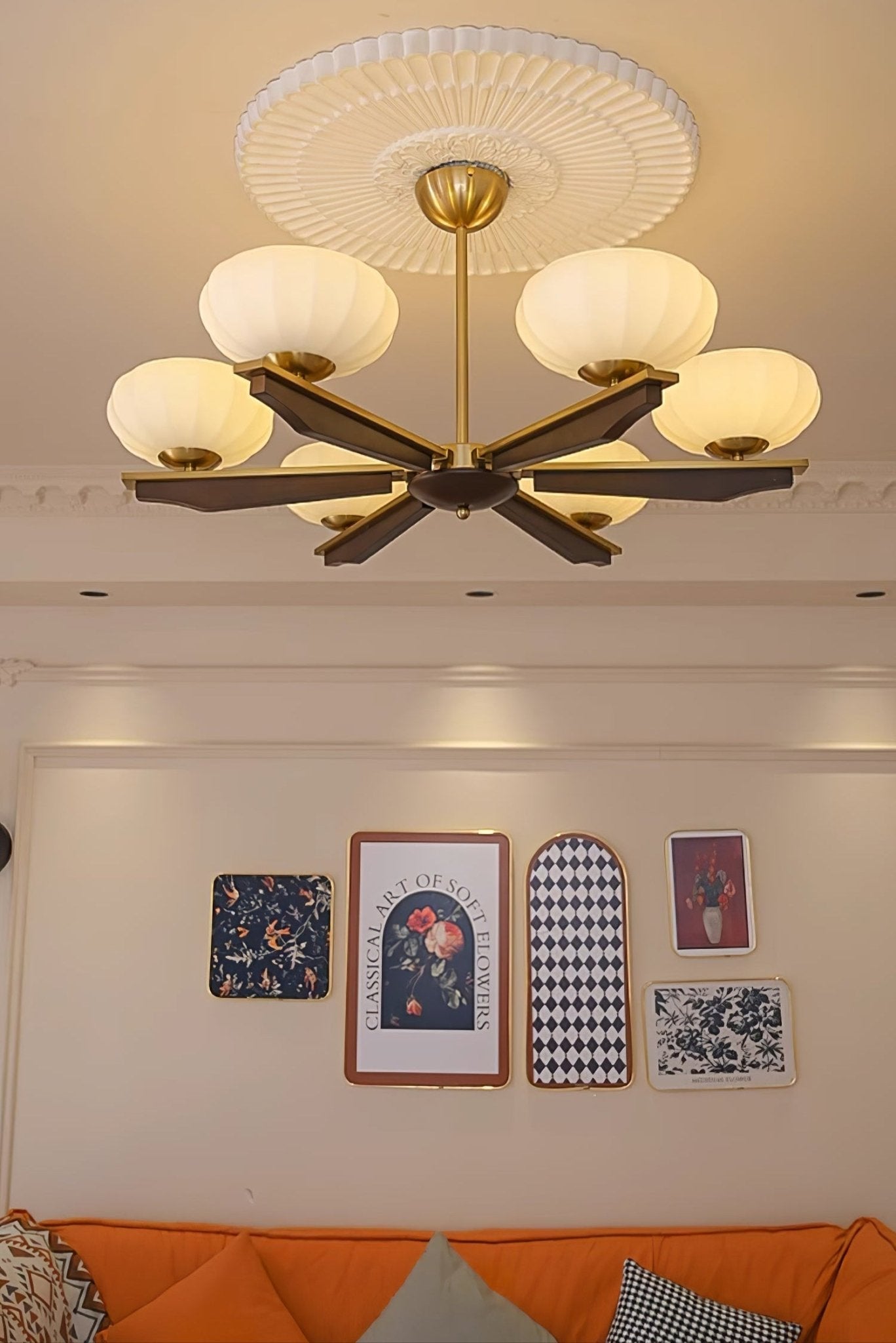 Uzoror Traditional Elegance Vintage Wood Chandelier-Neutral Decor